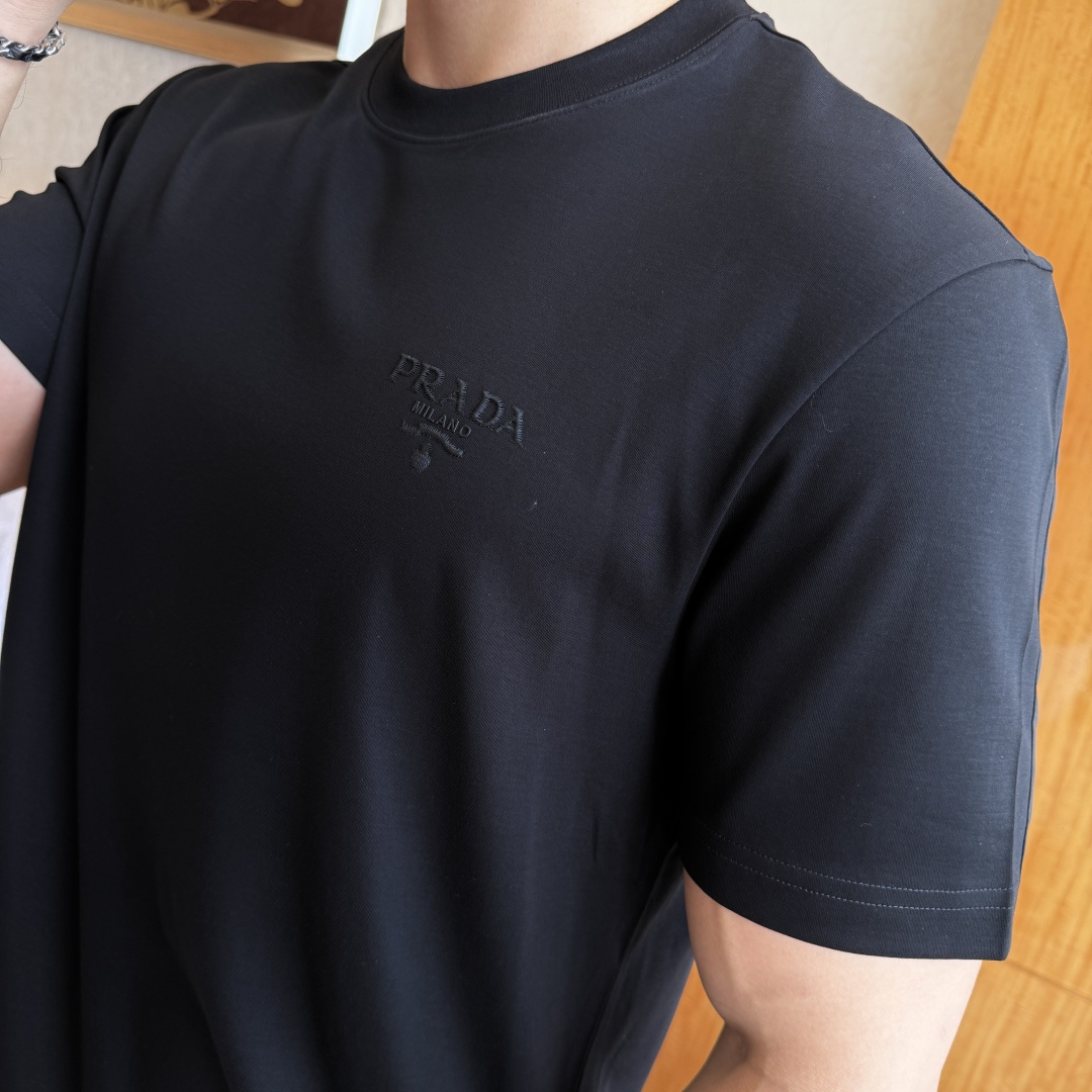 short sleeves