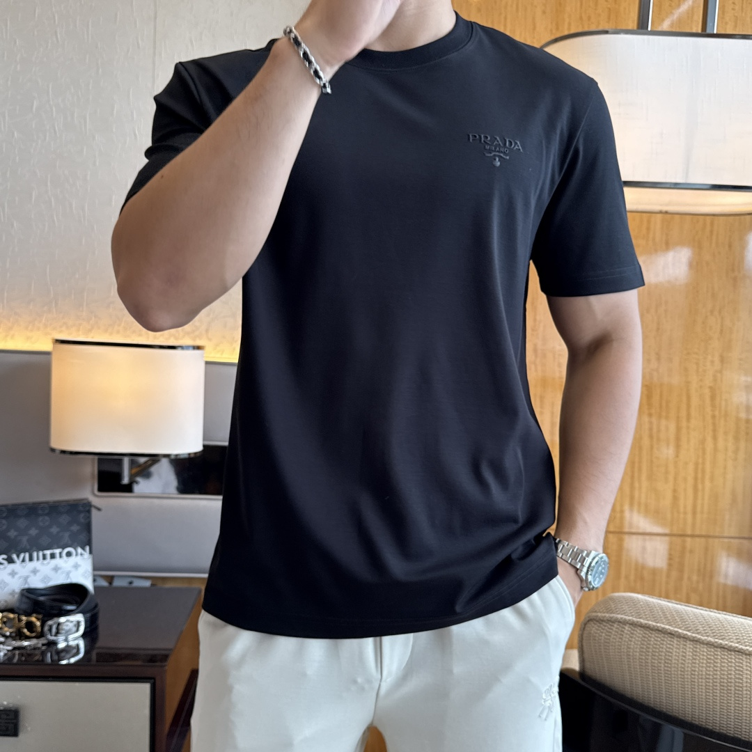 short sleeves
