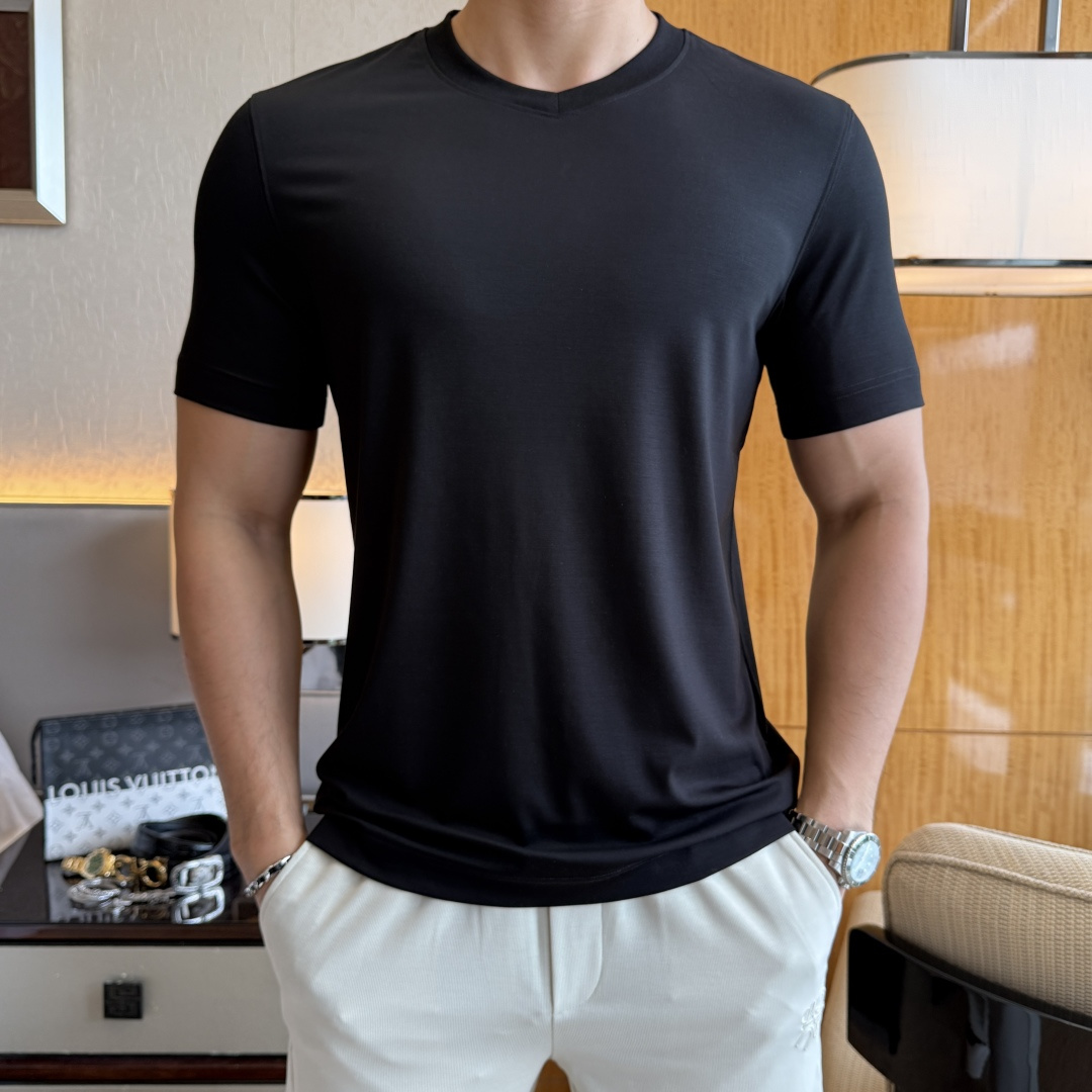 short sleeves