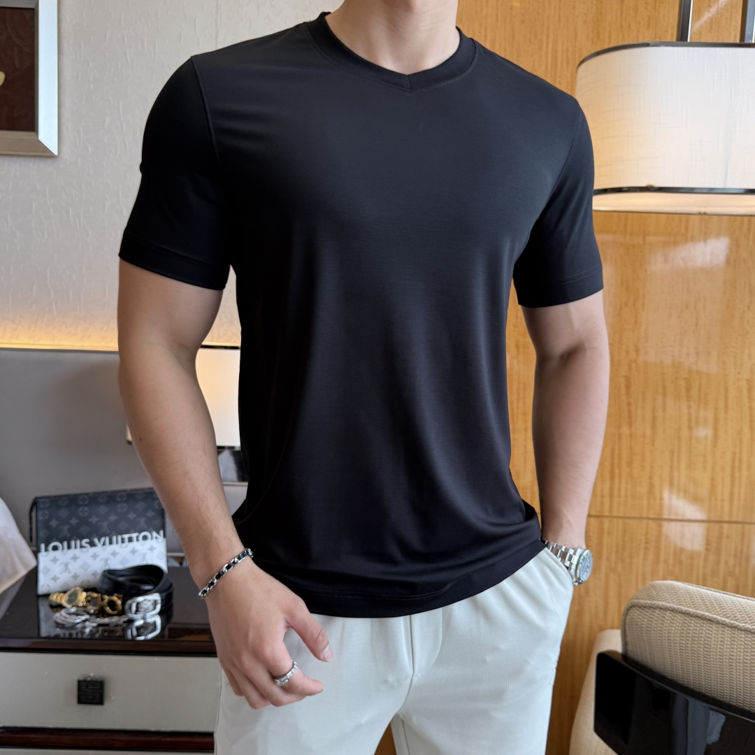 short sleeves