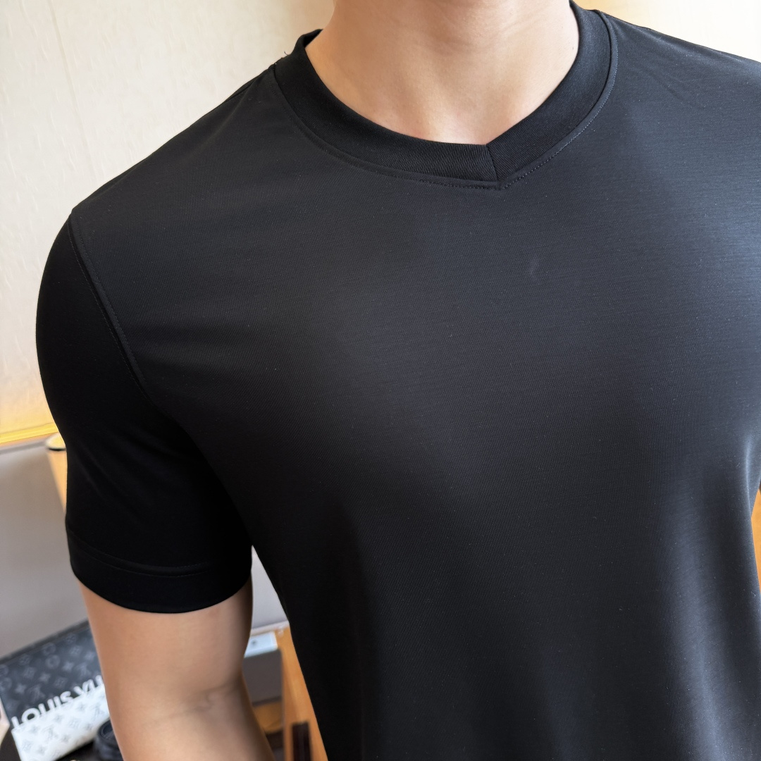 short sleeves