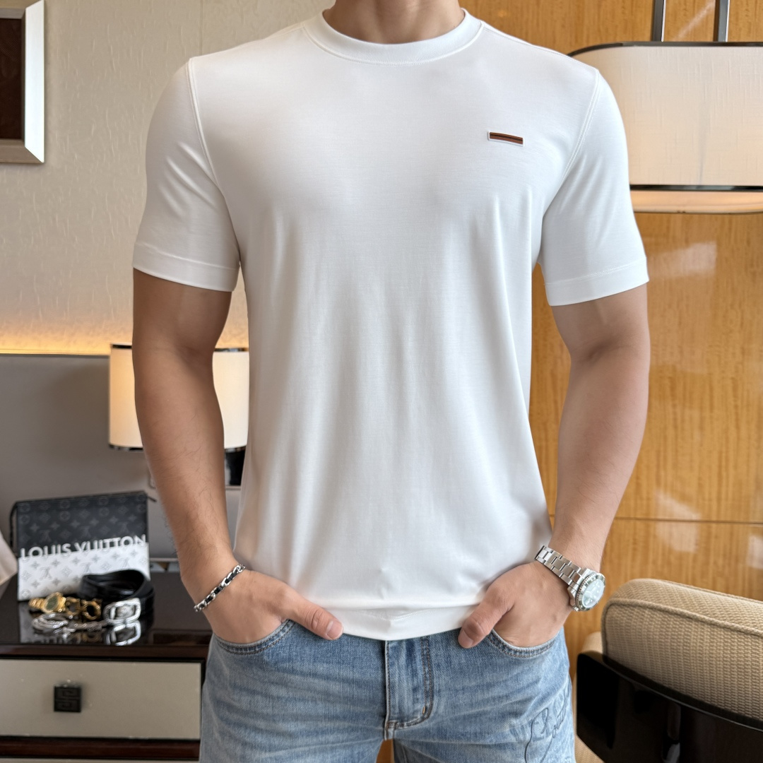 short sleeves