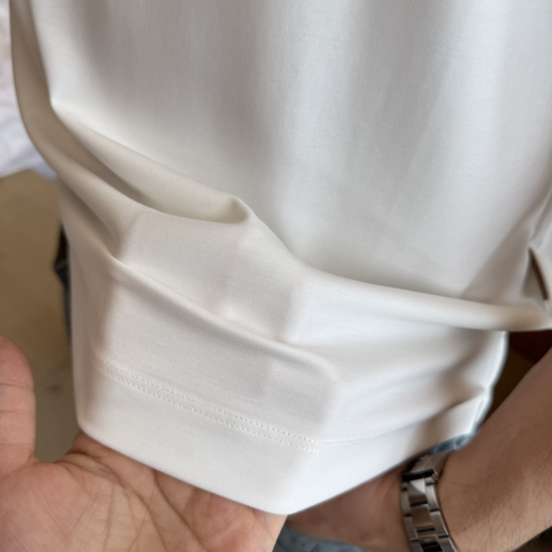 short sleeves