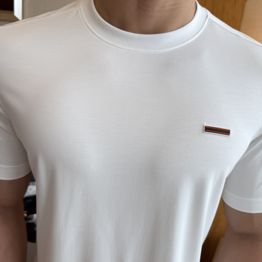 short sleeves