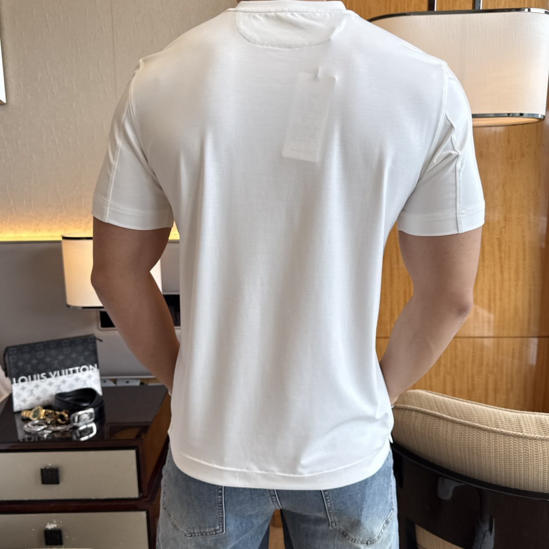 short sleeves