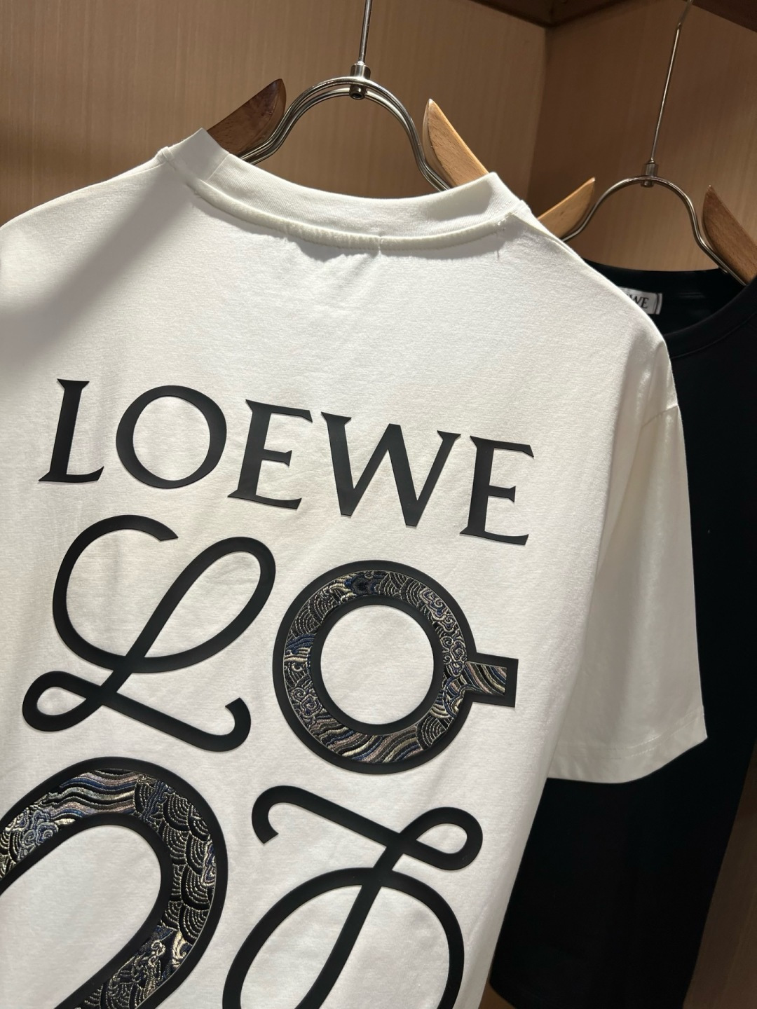 short sleeves