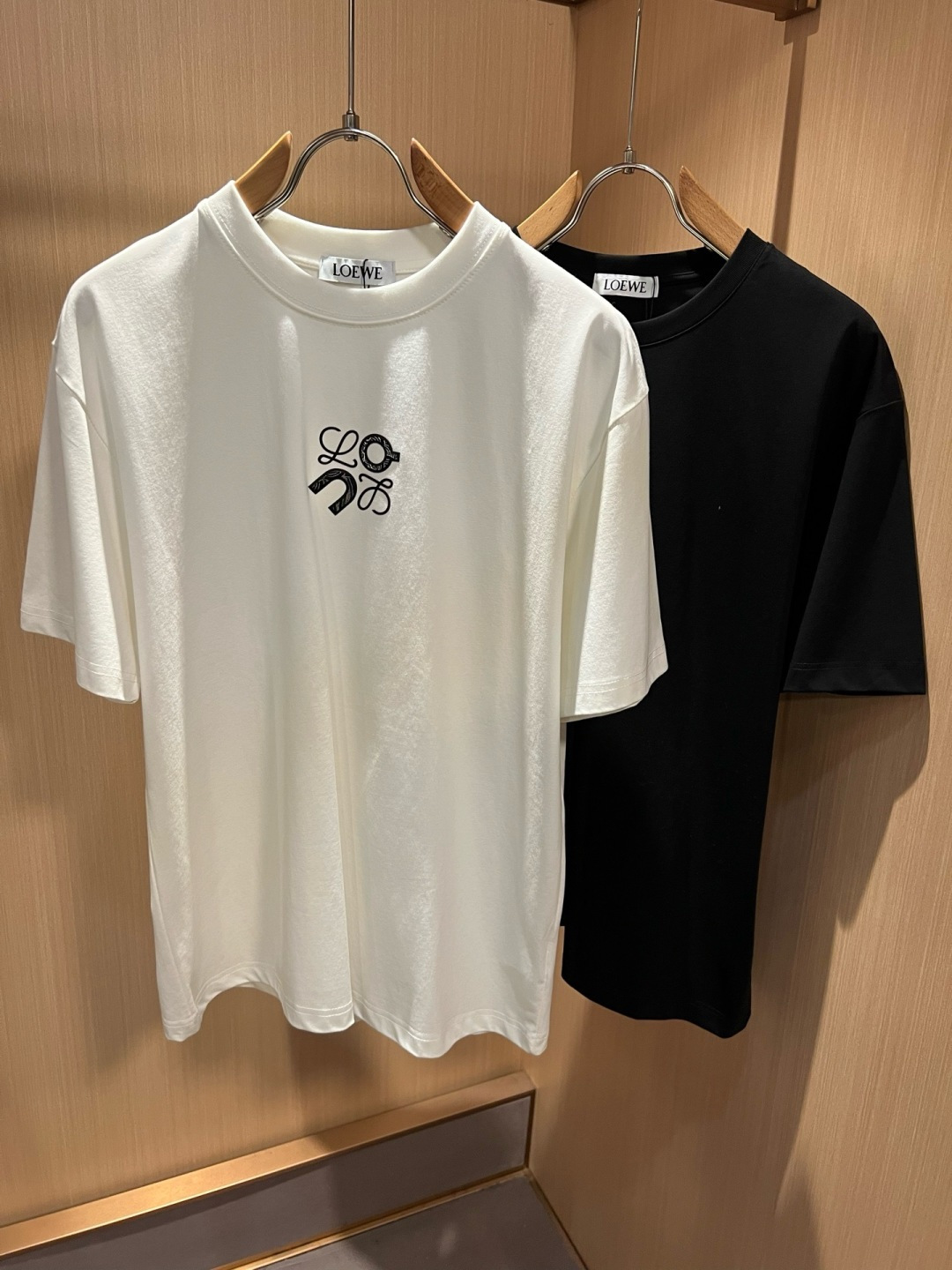 short sleeves