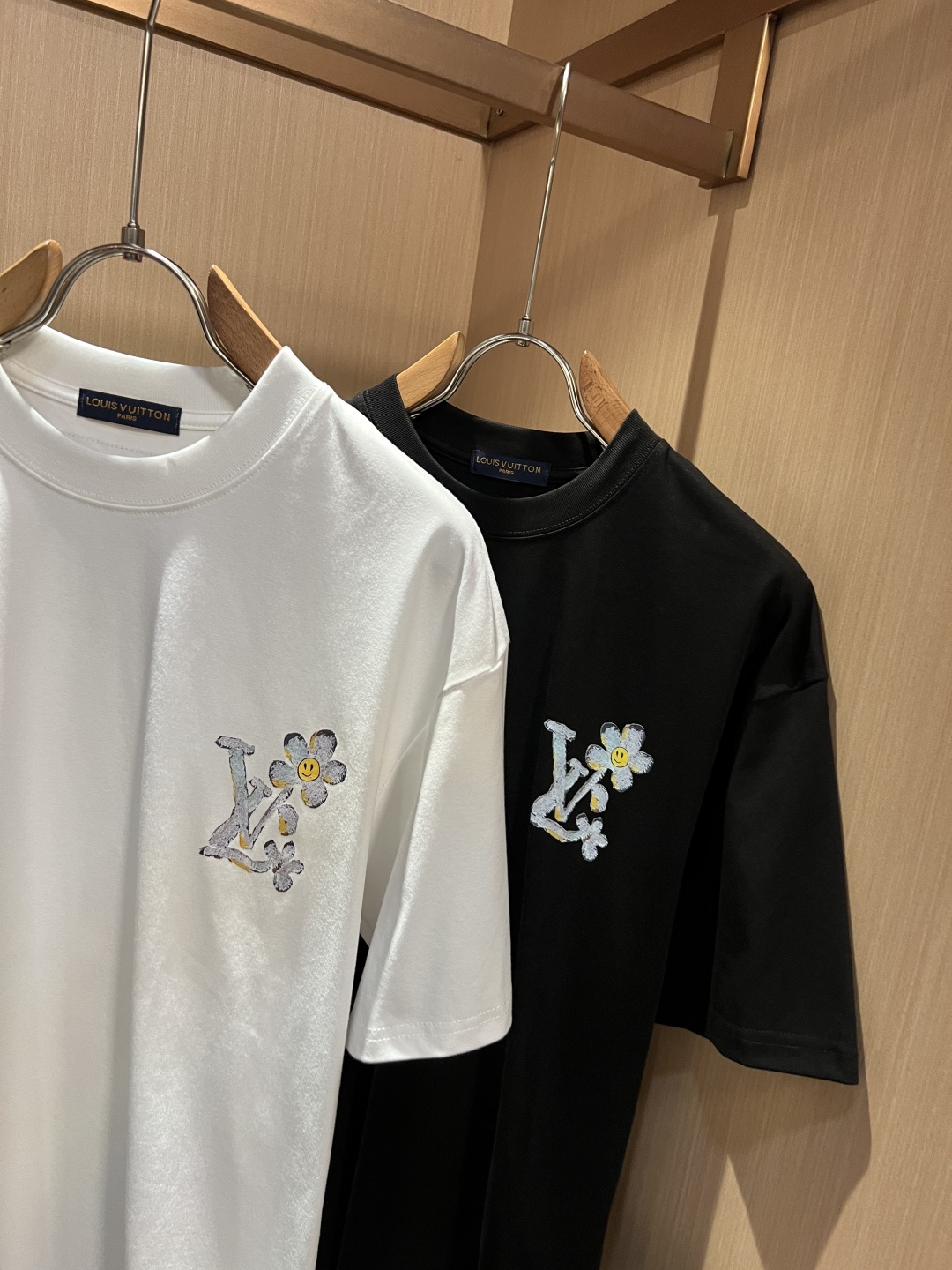 short sleeves