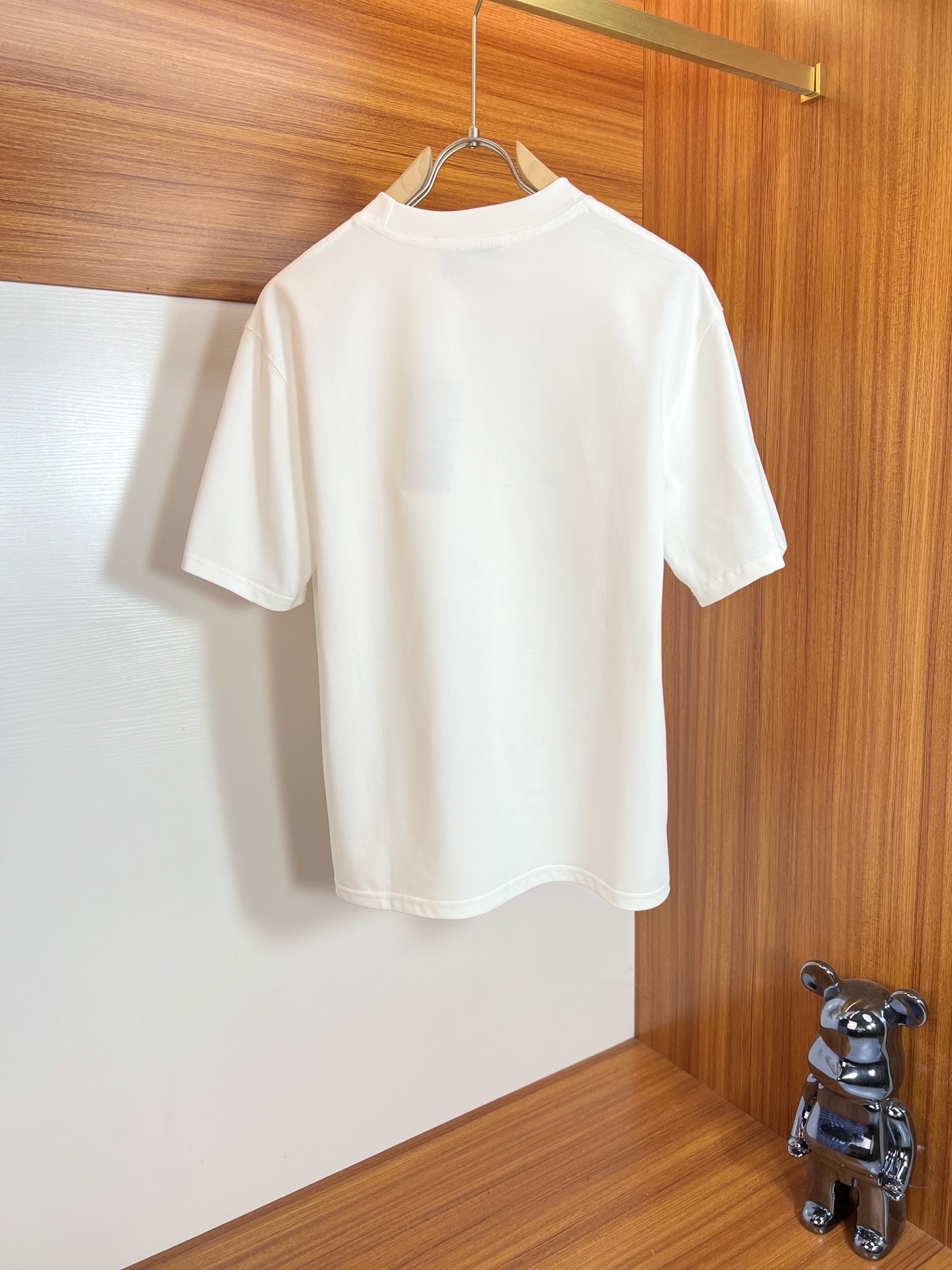 short sleeves