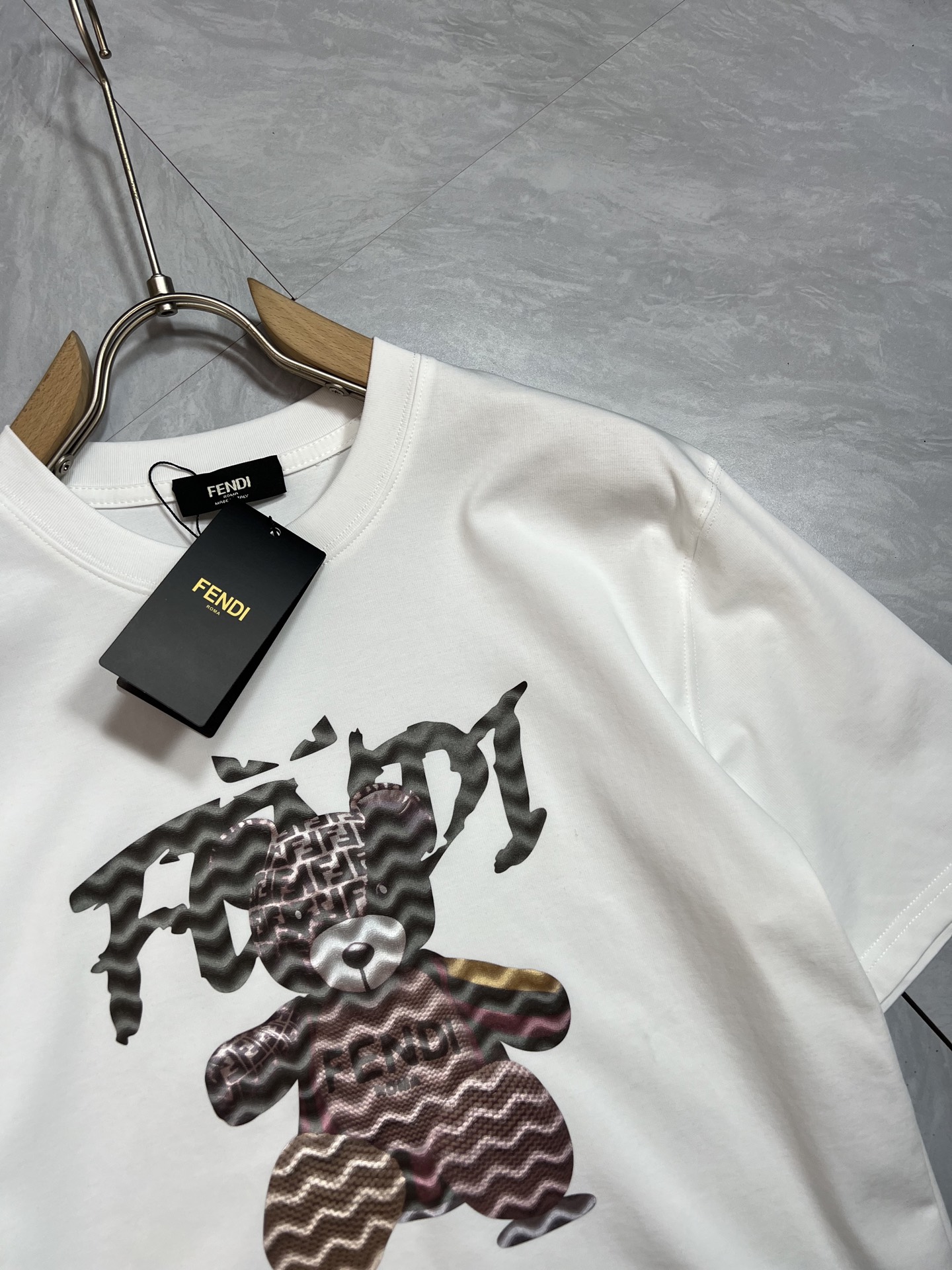short sleeves