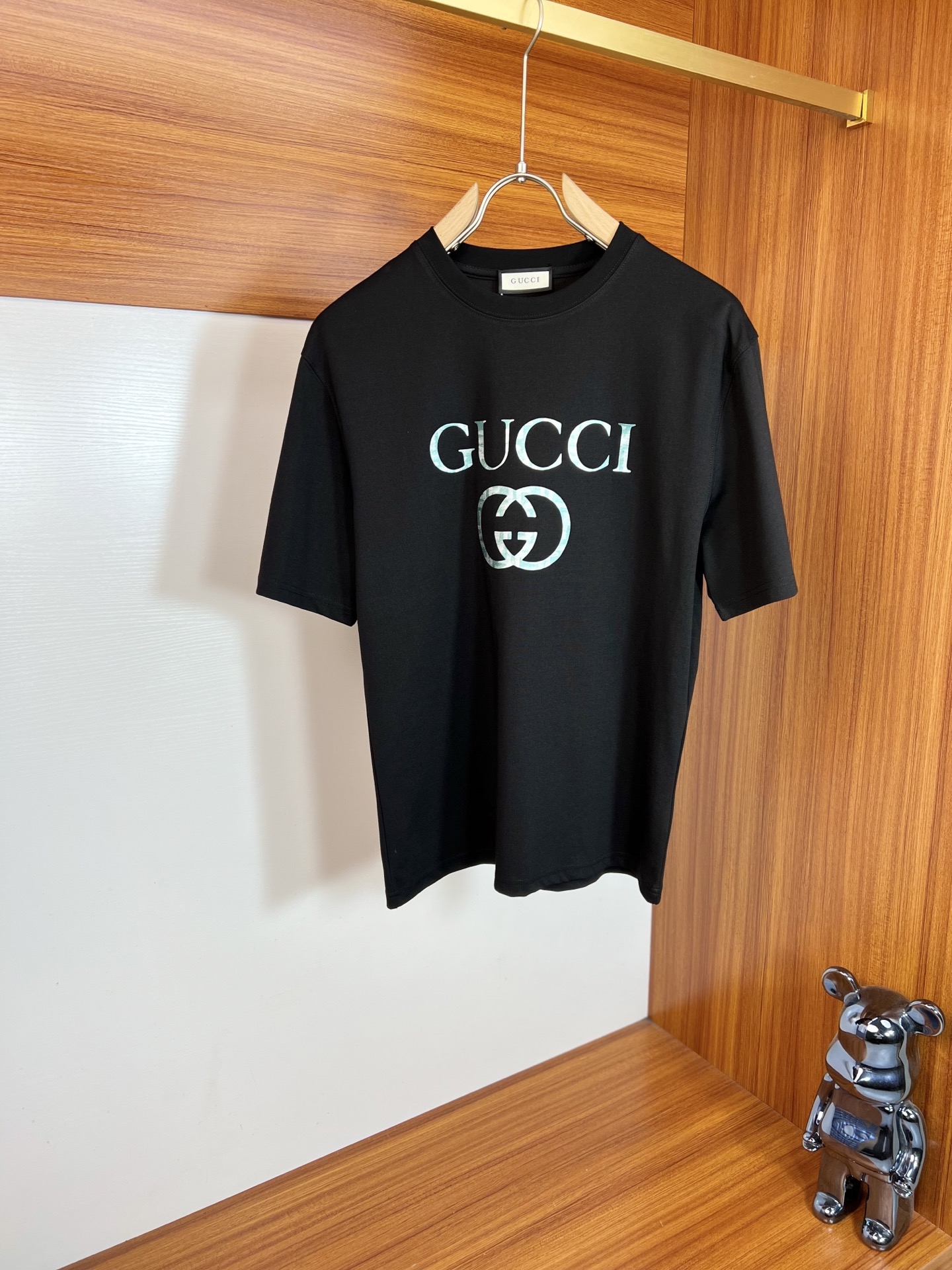 short sleeves