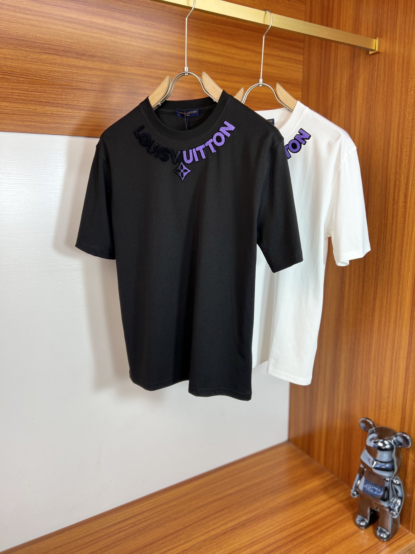 short sleeves