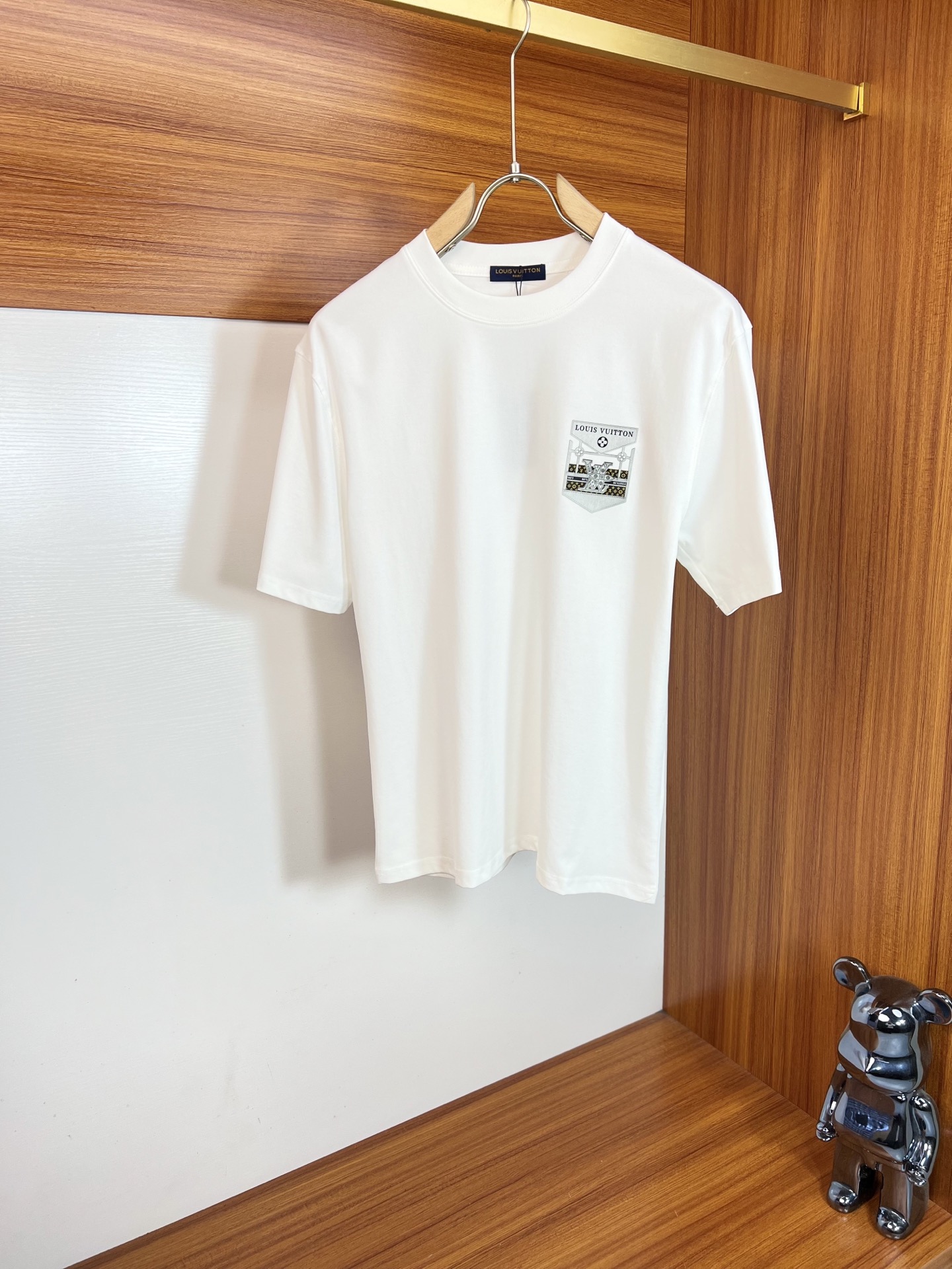 short sleeves