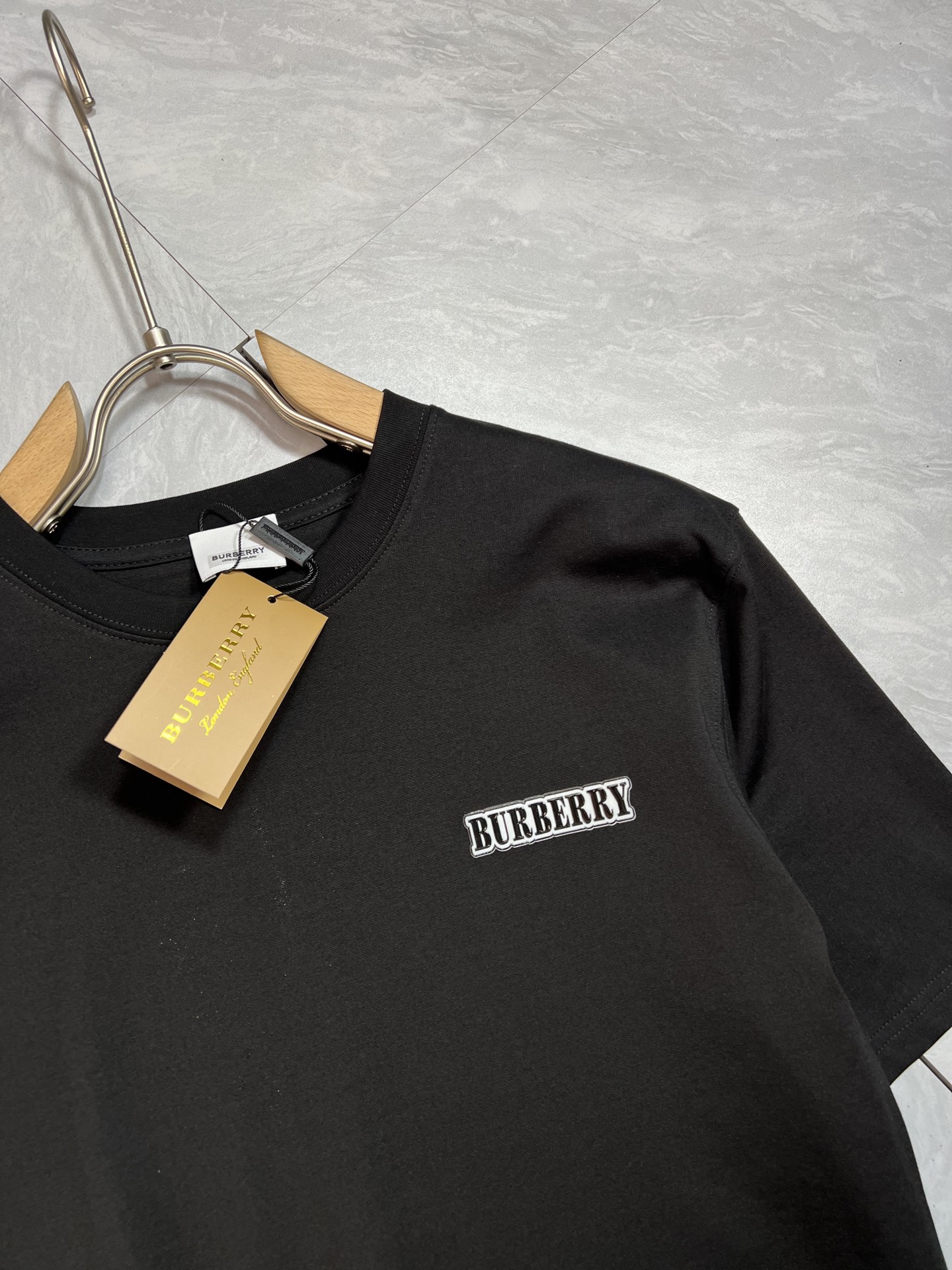 short sleeves