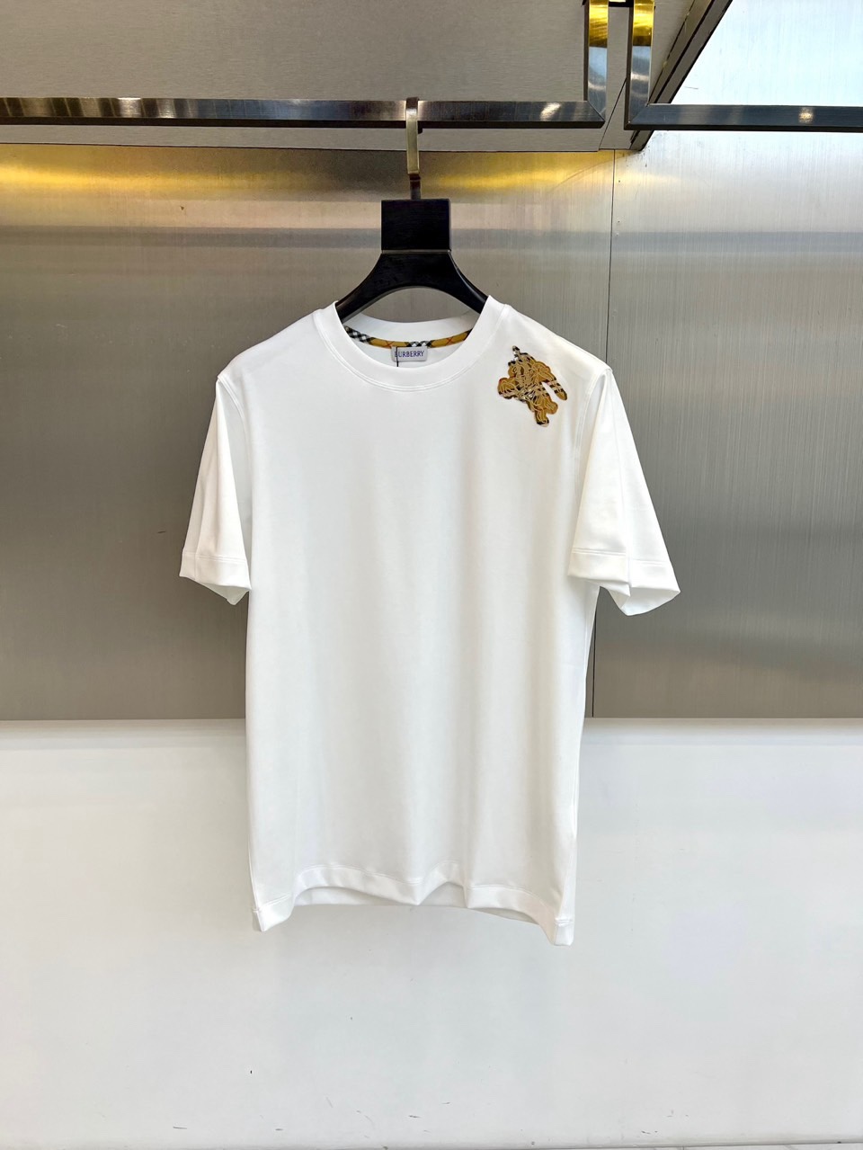 short sleeves