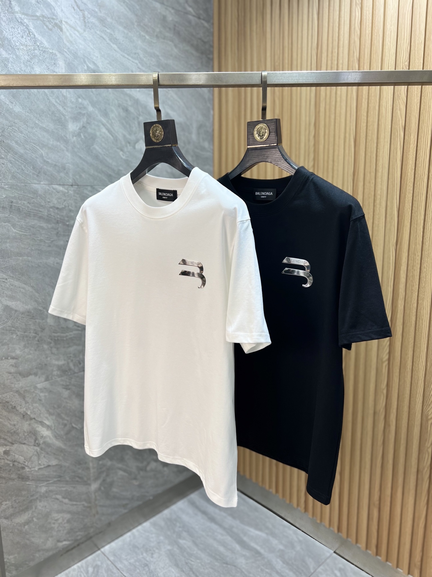 short sleeves