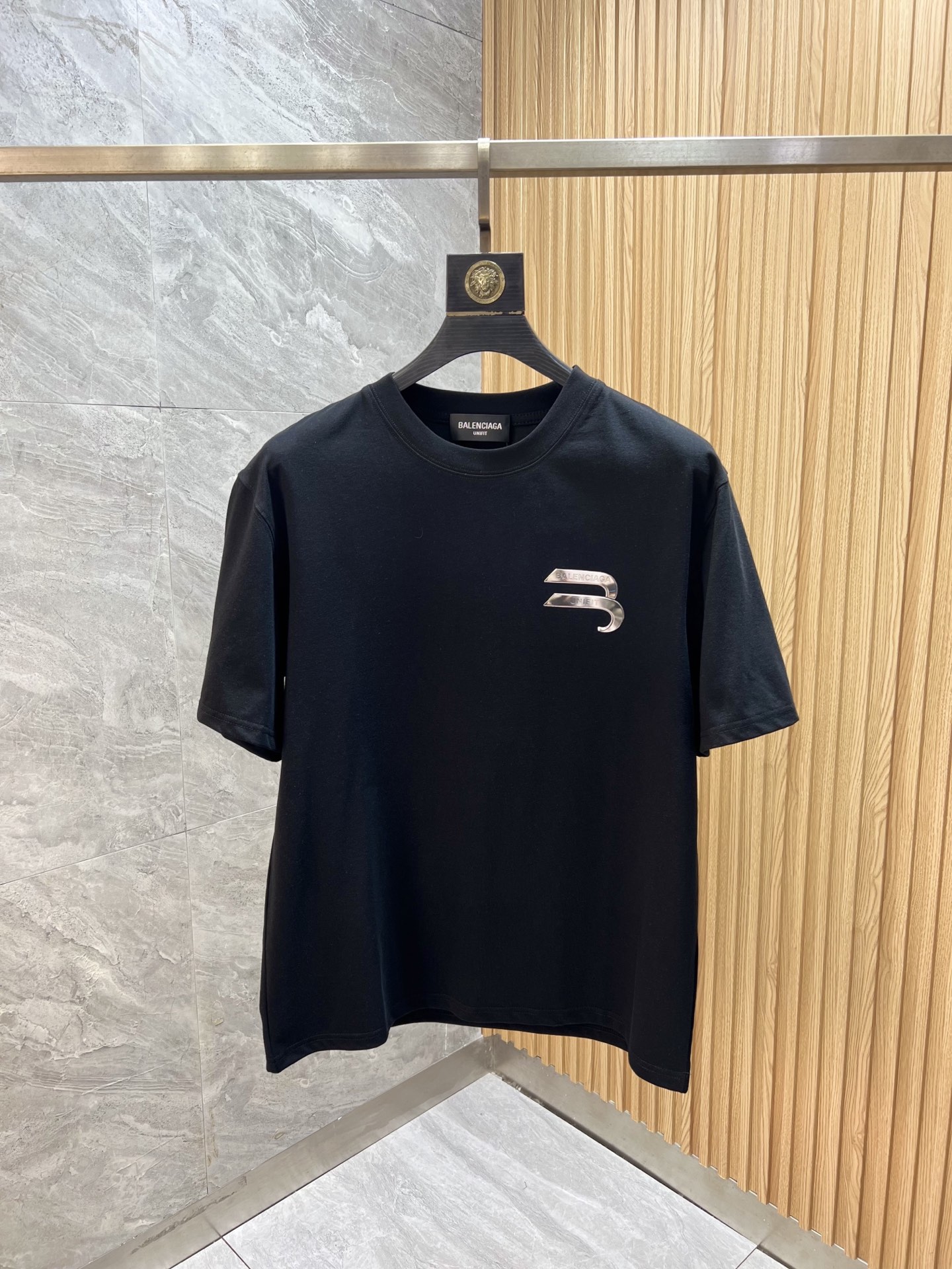 short sleeves