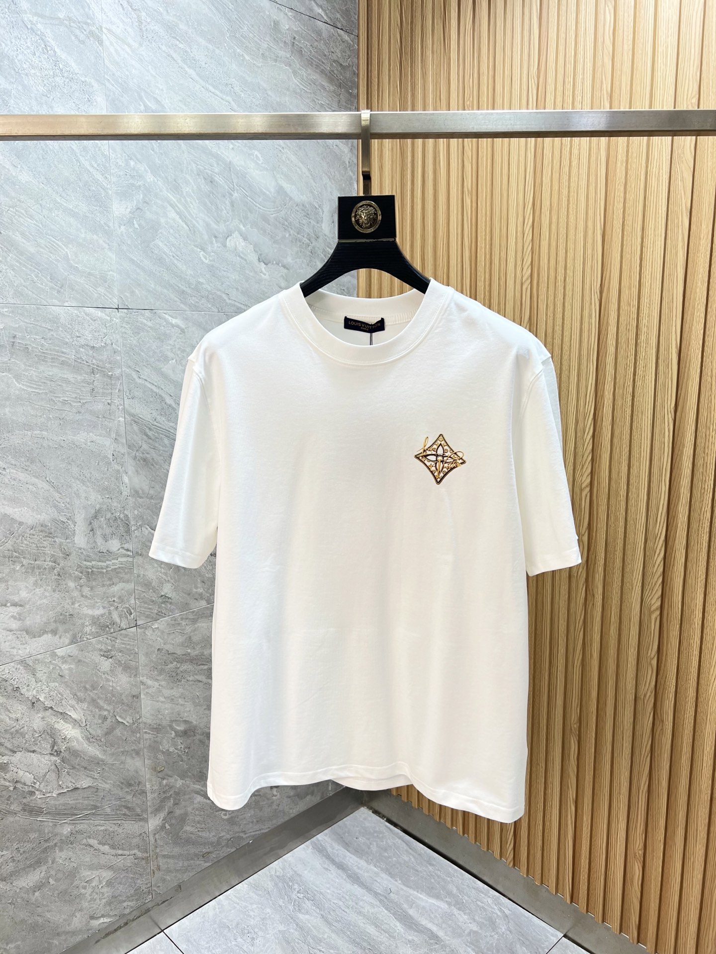 short sleeves