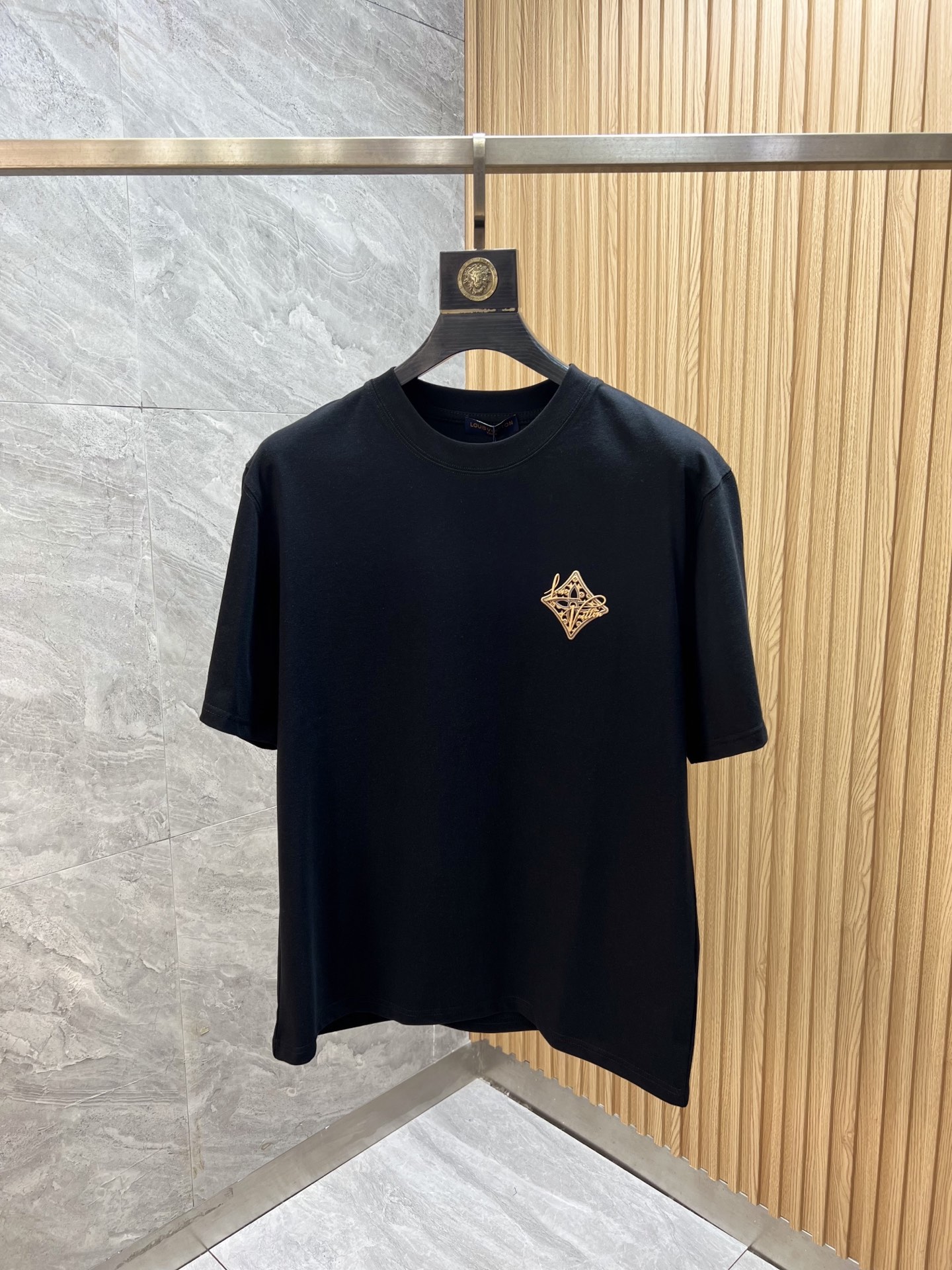 short sleeves