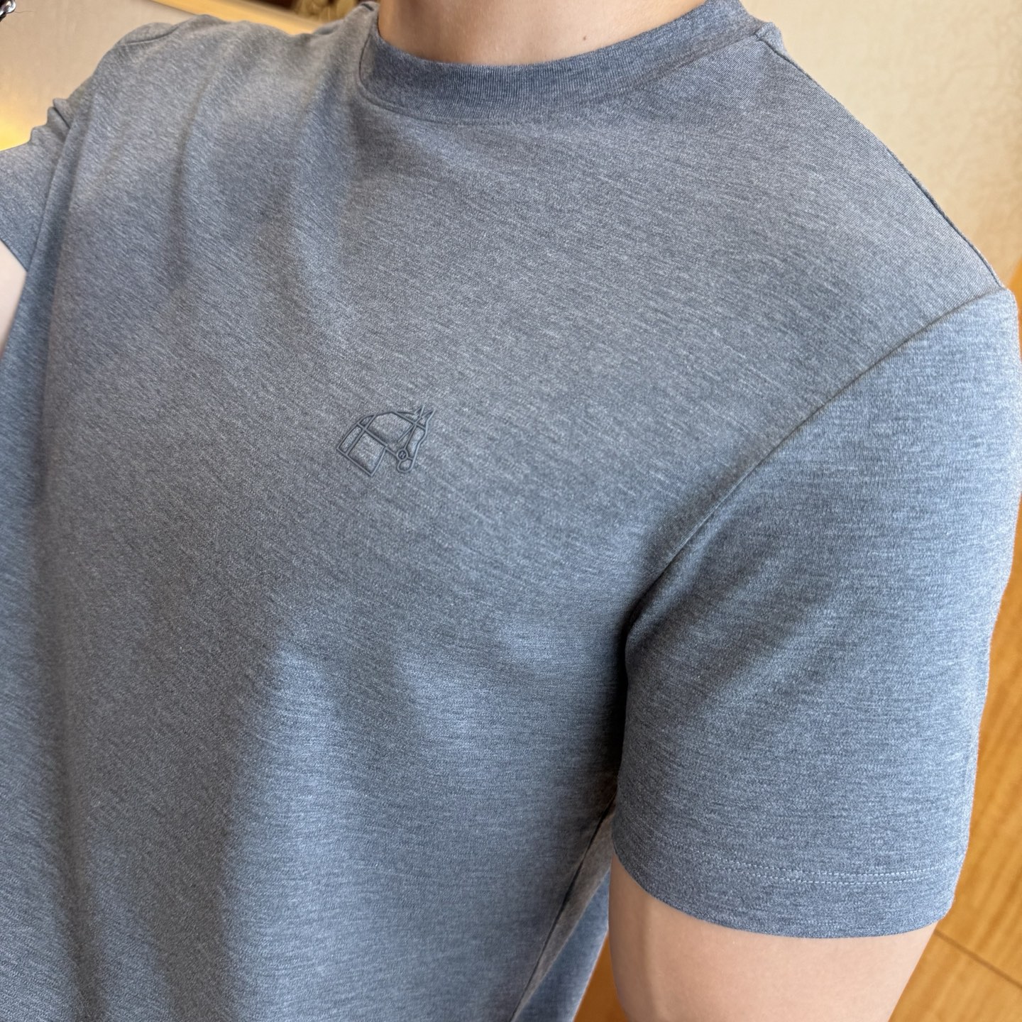 short sleeves