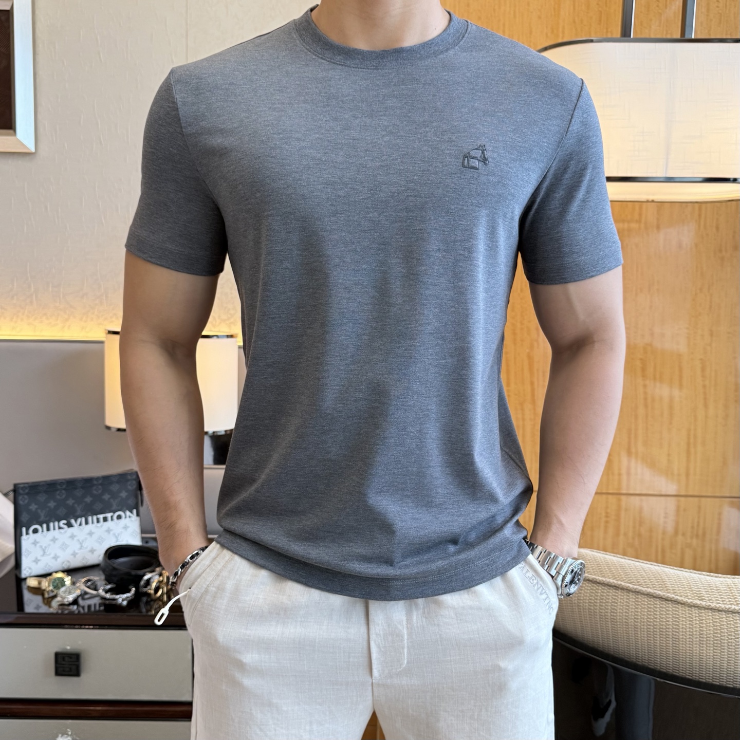 short sleeves