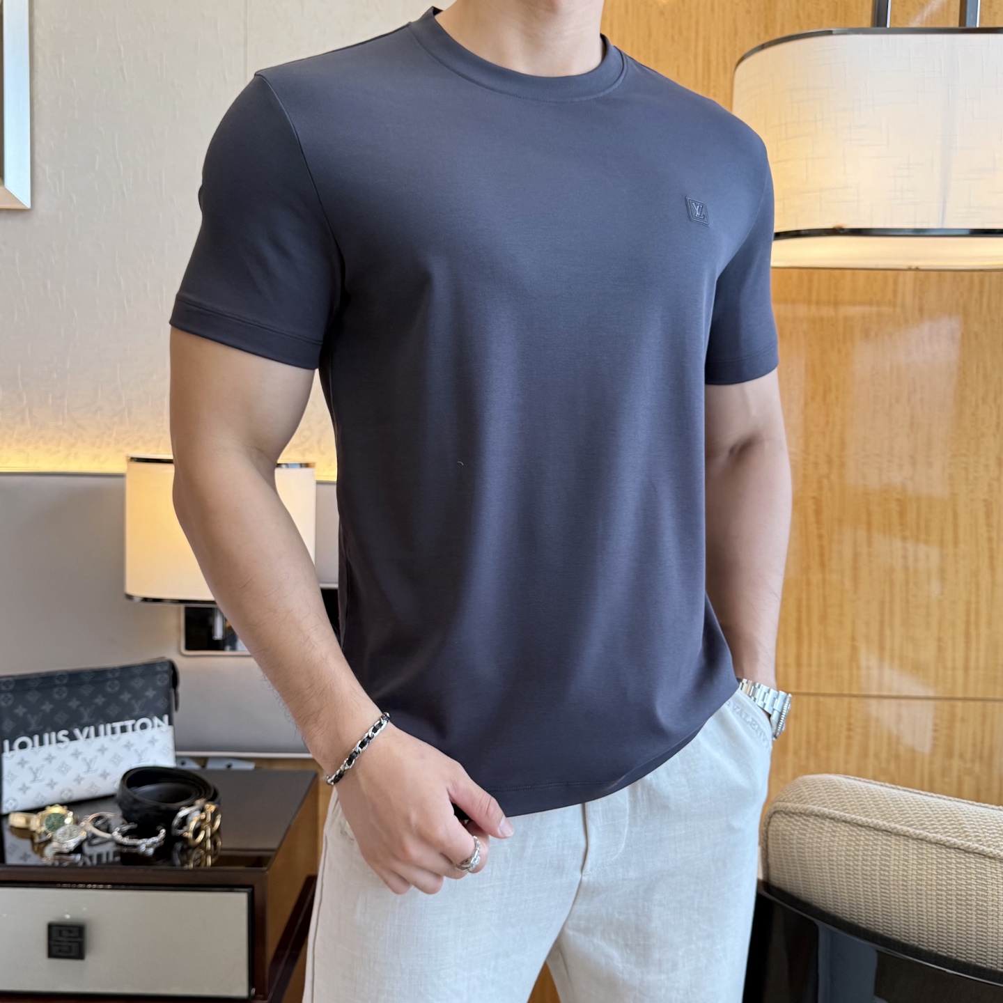 short sleeves