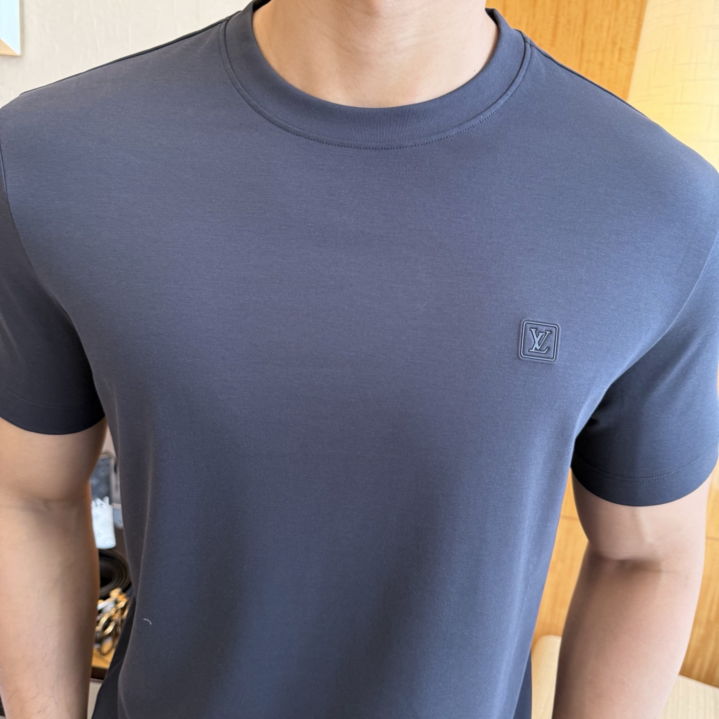 short sleeves