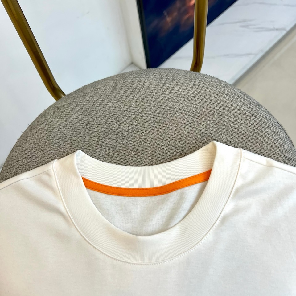 short sleeves