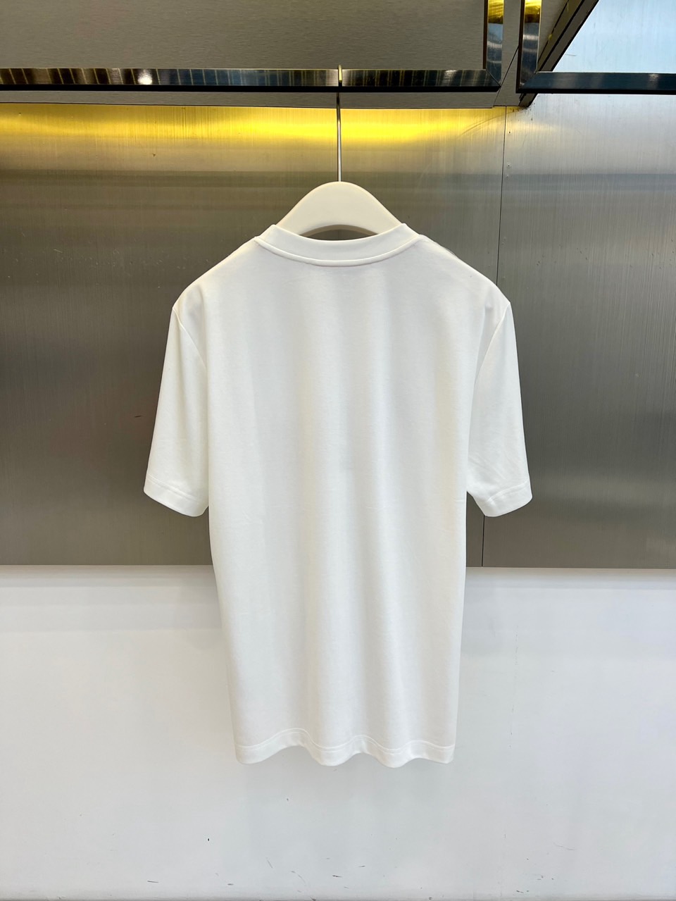 short sleeves