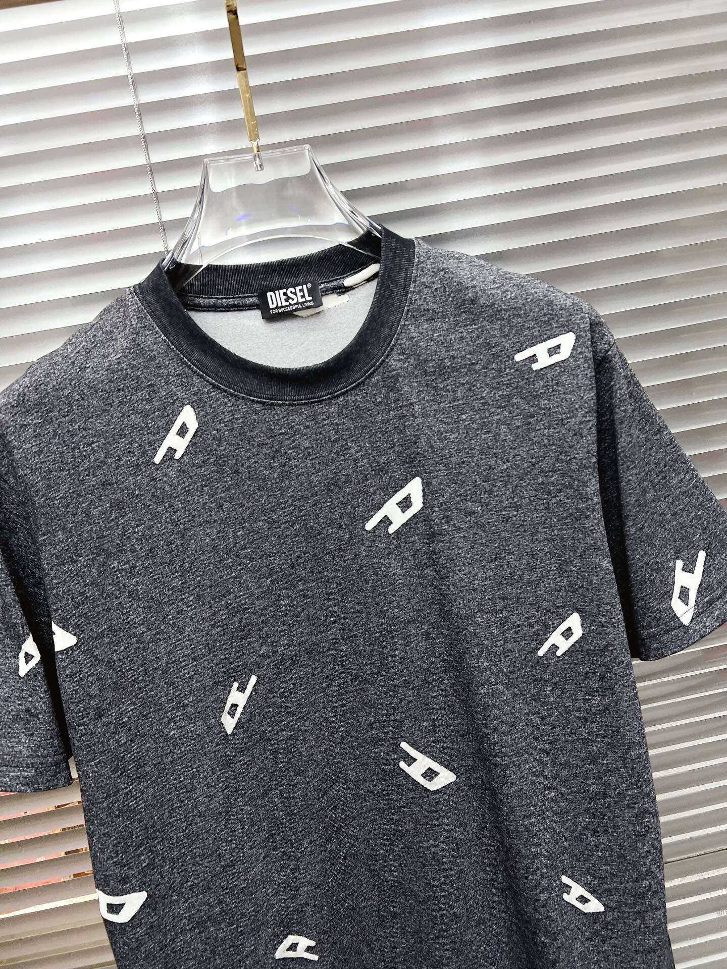 short sleeves