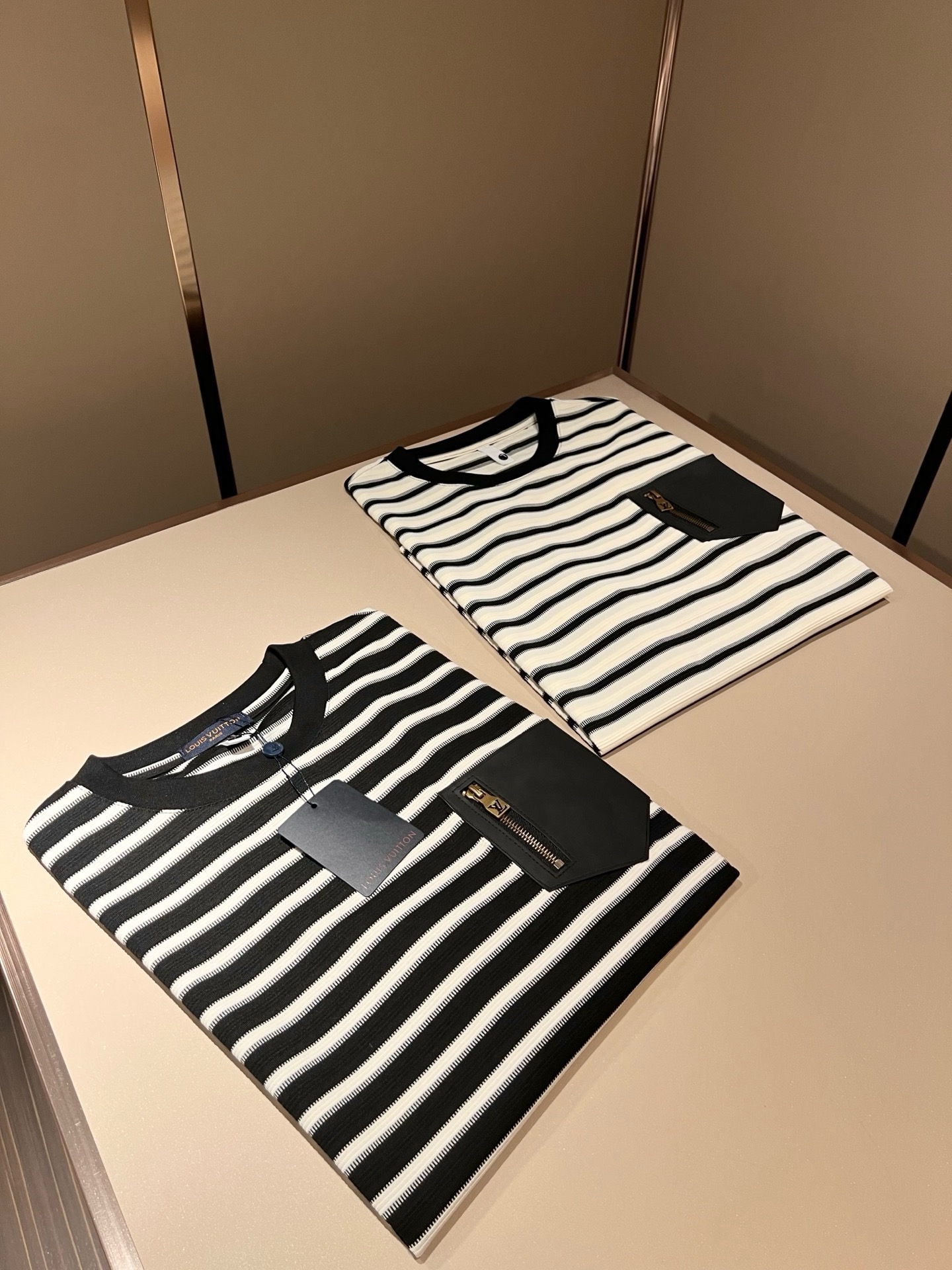 short sleeves