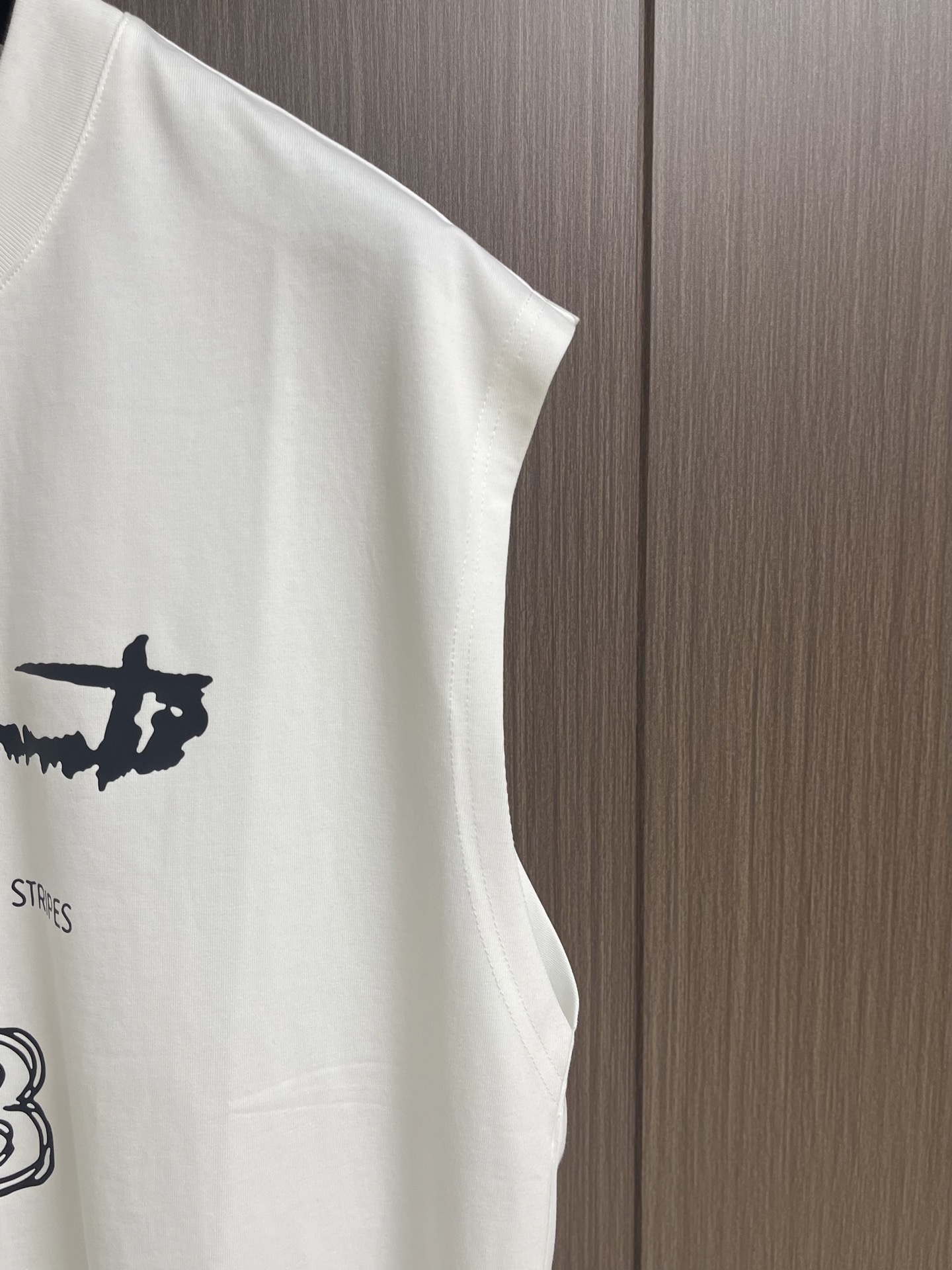 short sleeves
