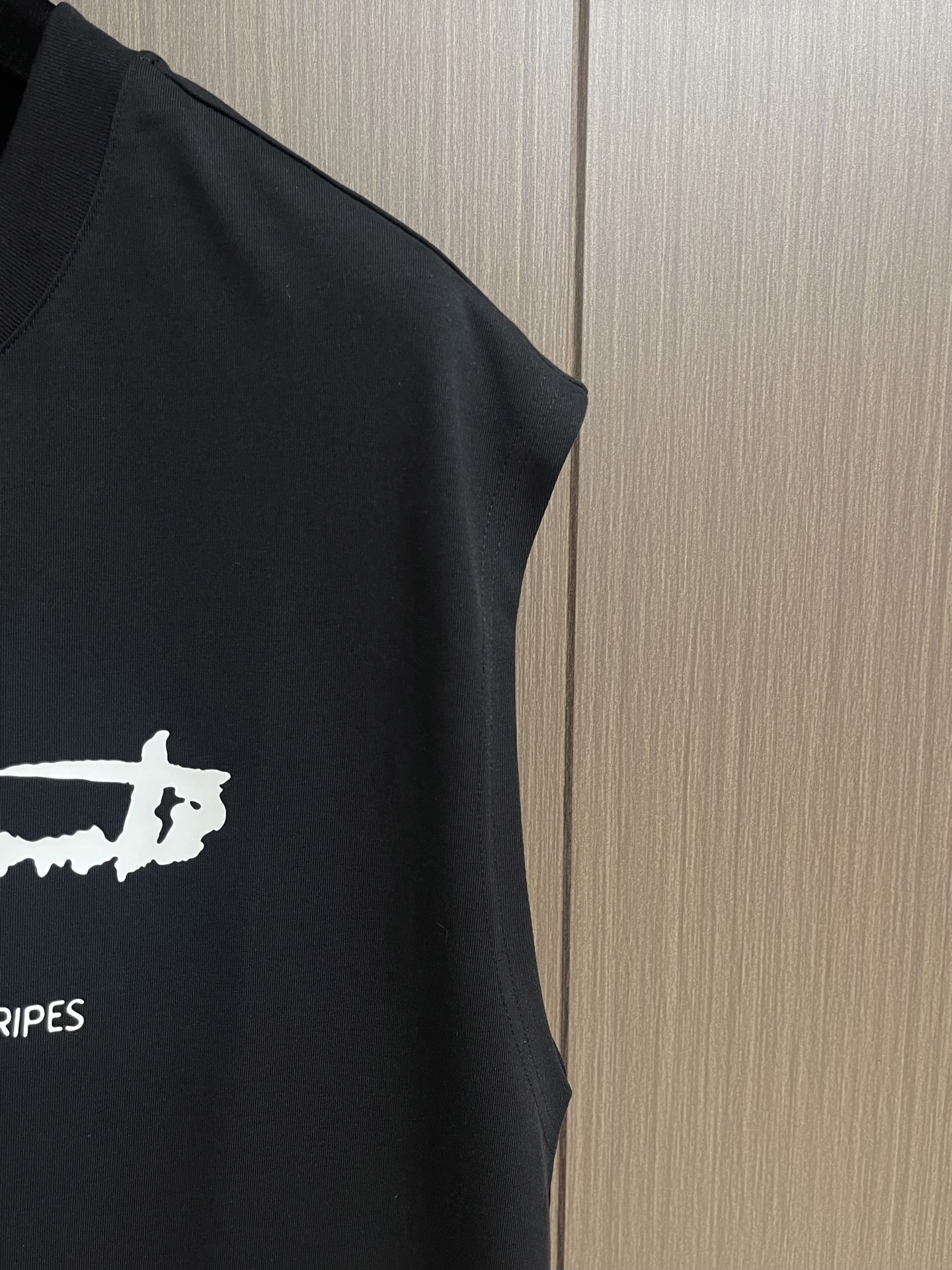 short sleeves