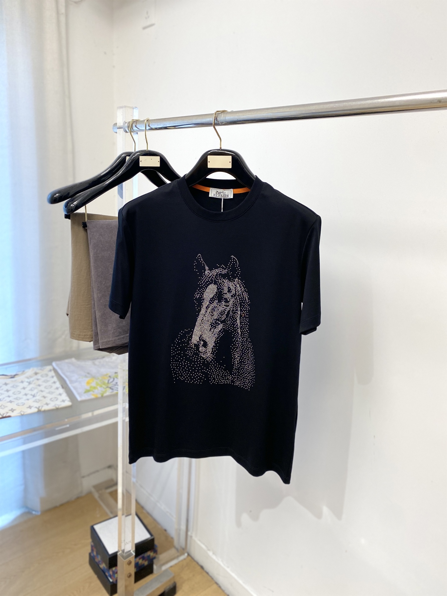 short sleeves