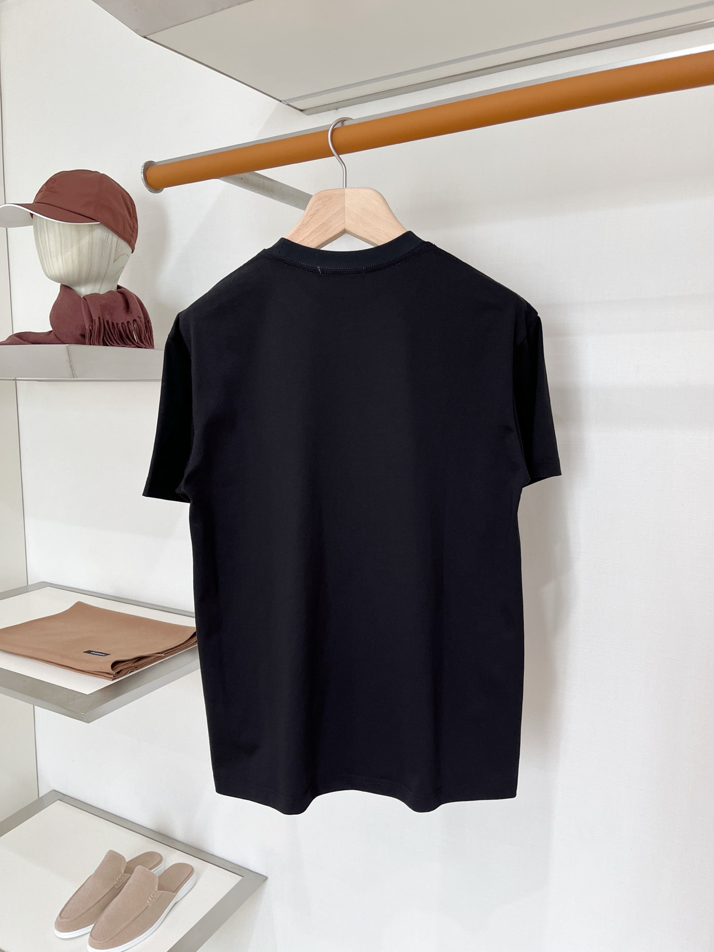 short sleeves