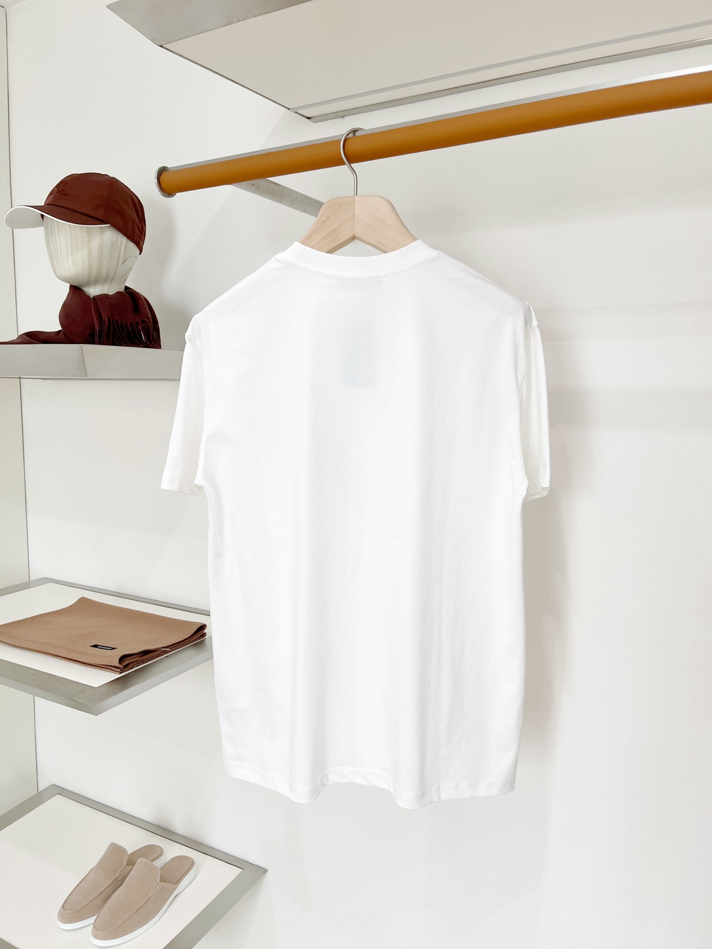 short sleeves