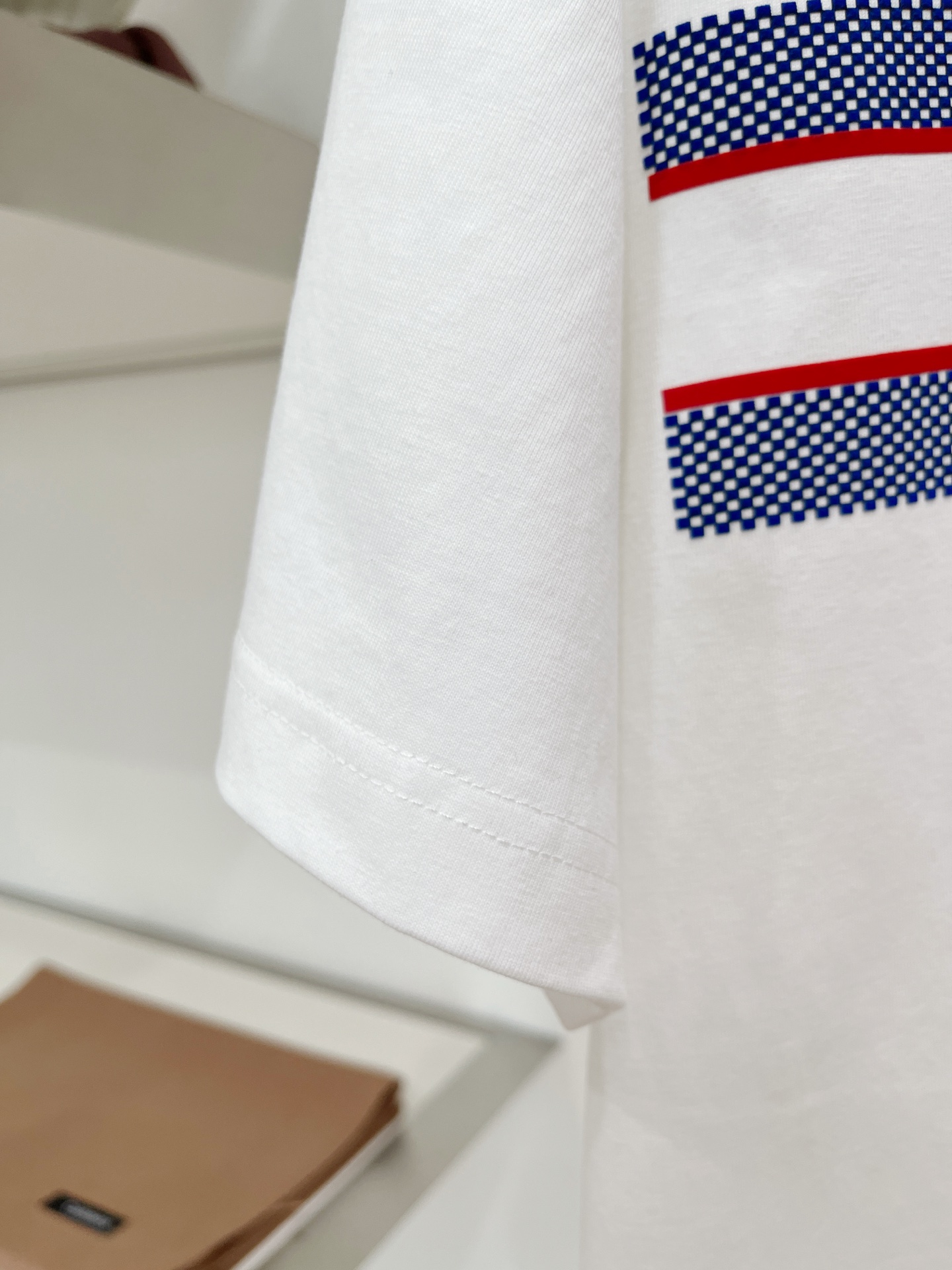 short sleeves
