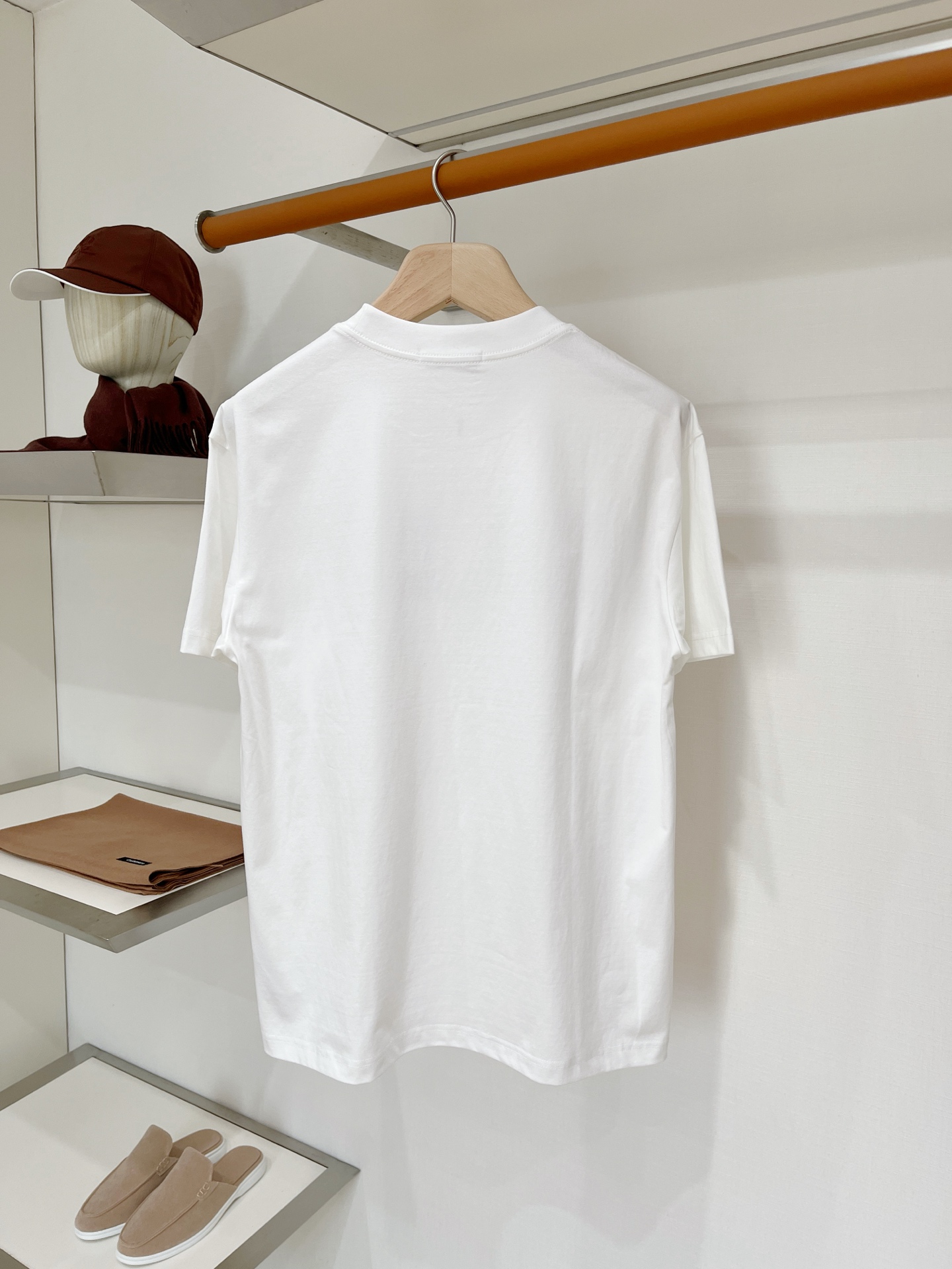 short sleeves