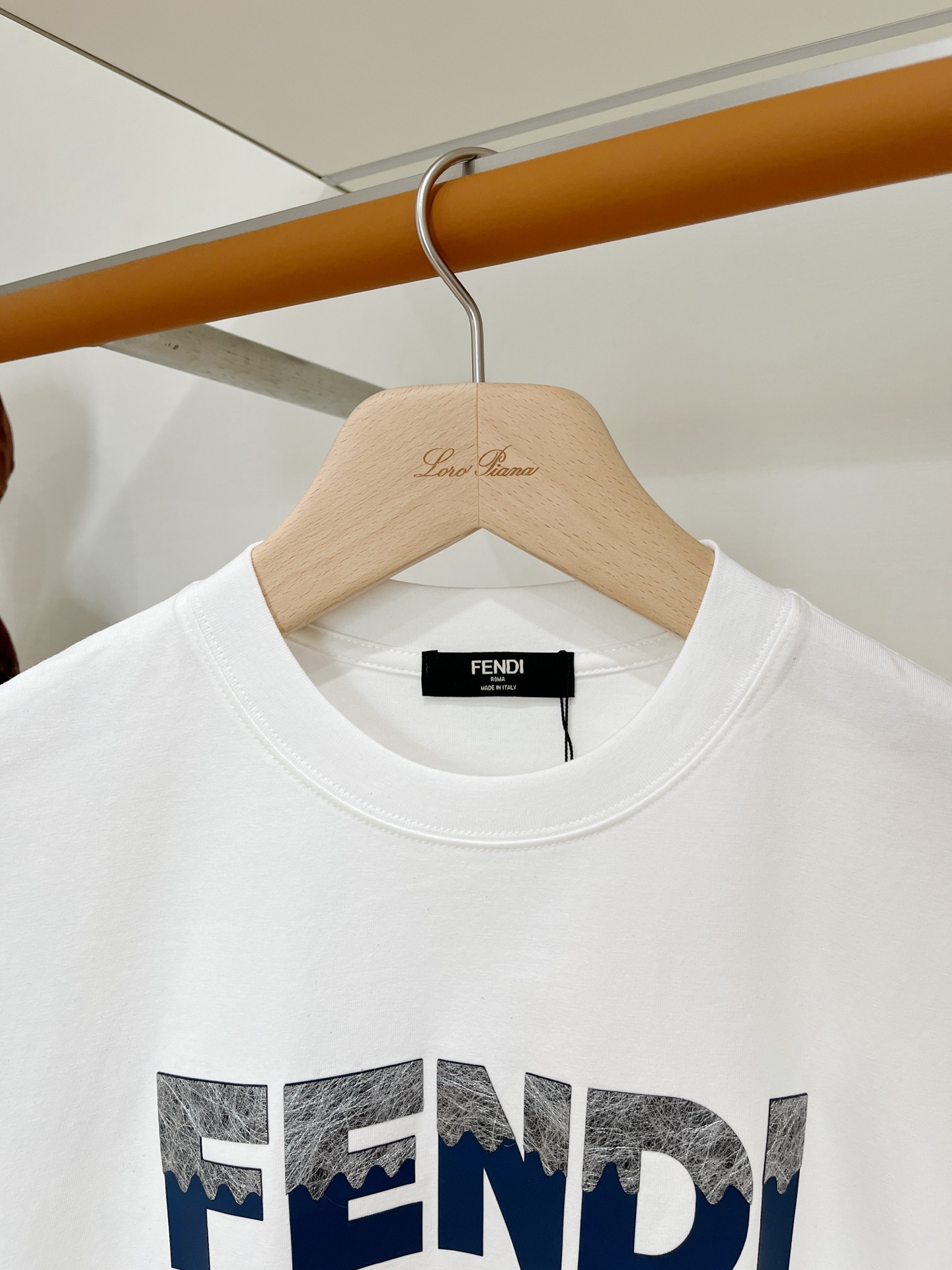 short sleeves