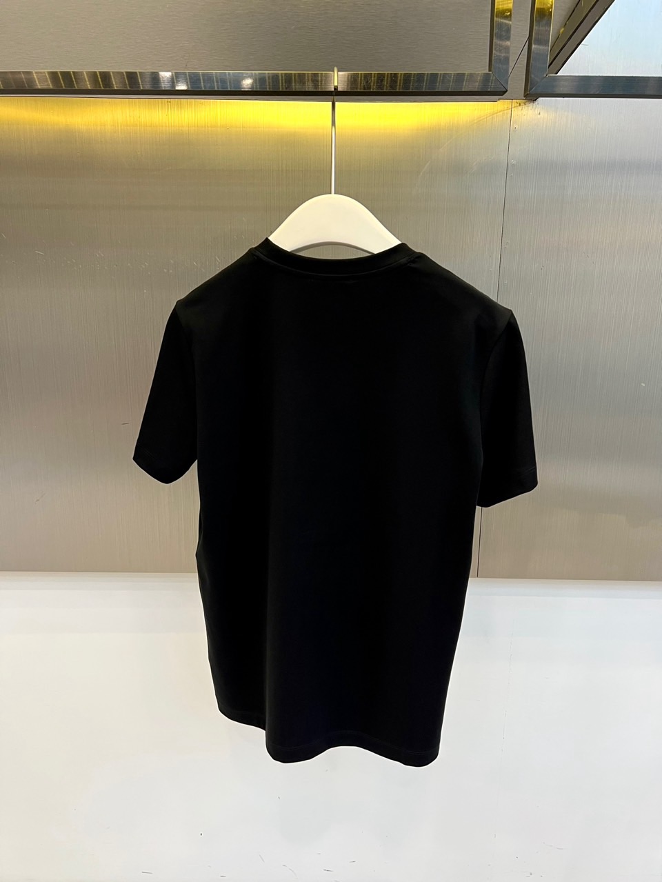 short sleeves