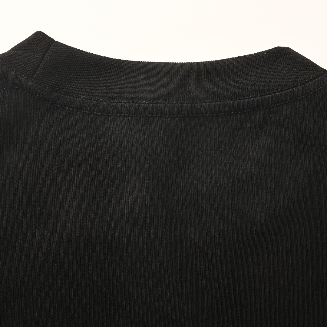 short sleeves