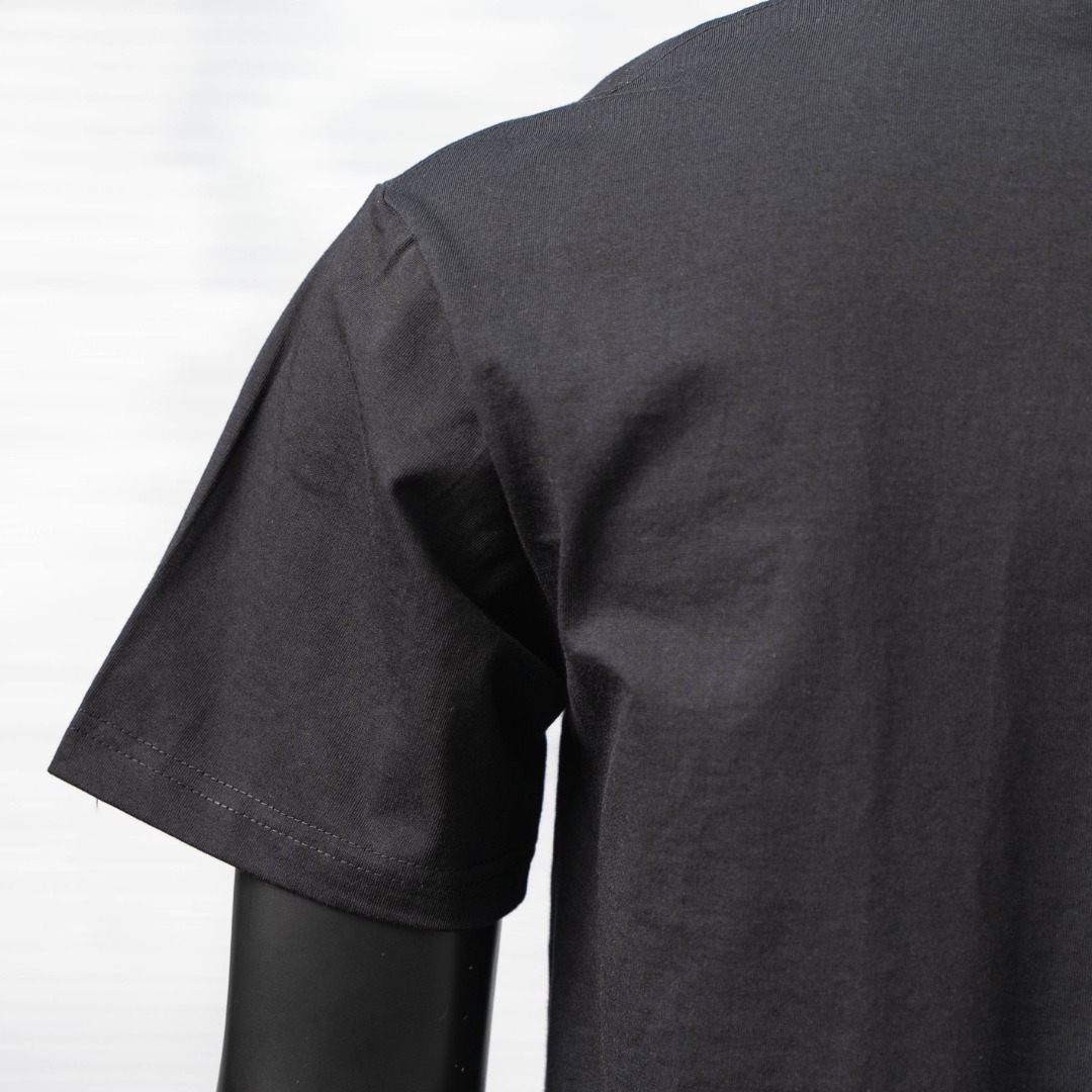 short sleeves