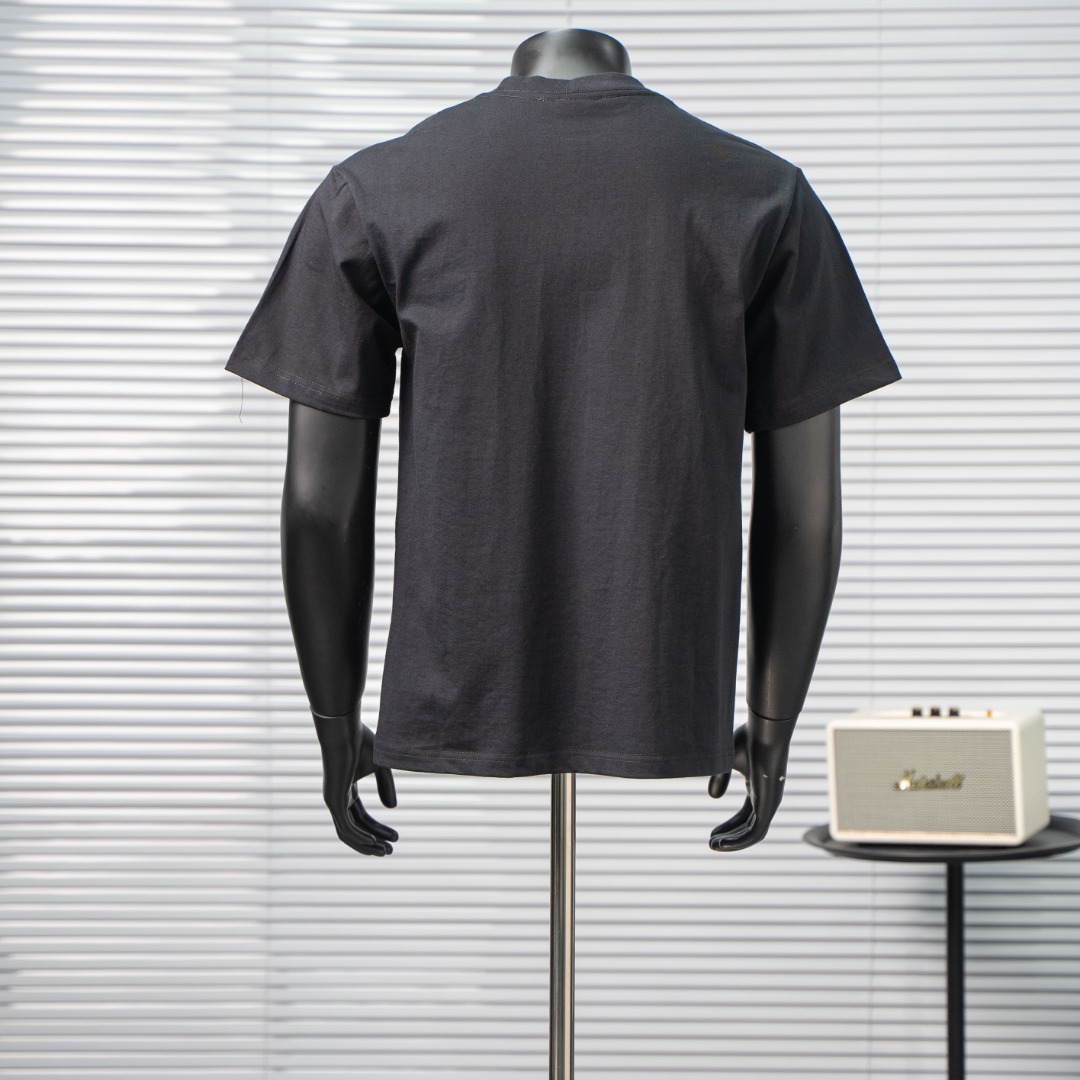 short sleeves
