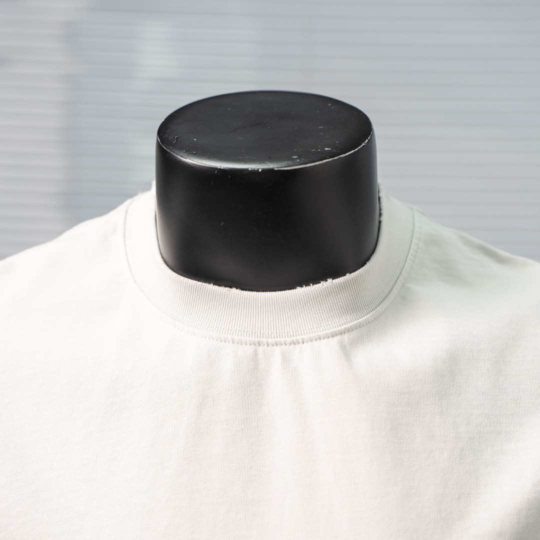 short sleeves