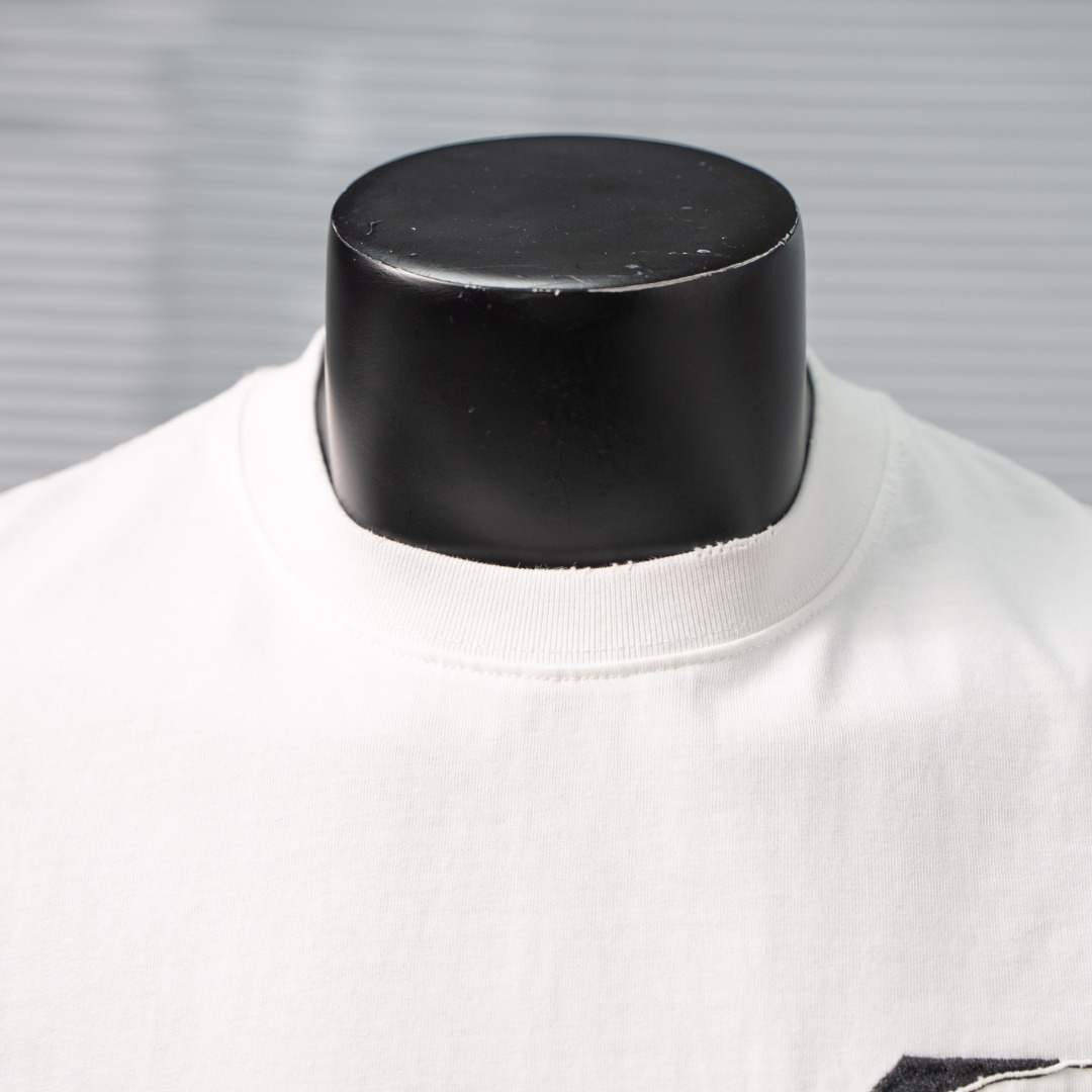 short sleeves