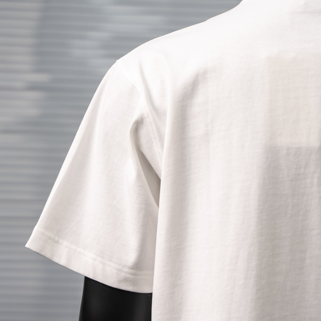 short sleeves