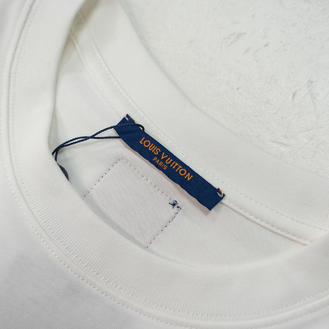 short sleeves