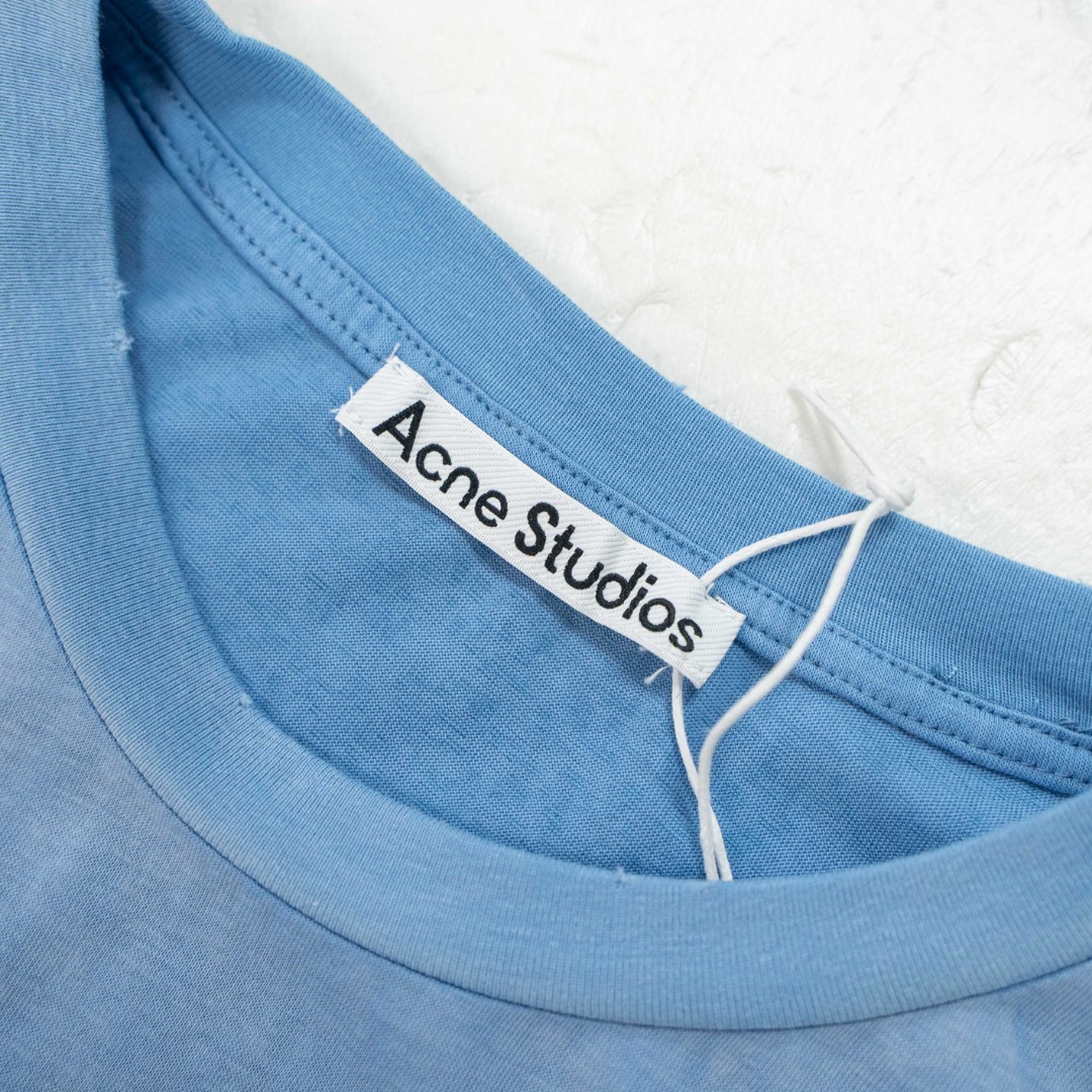 short sleeves