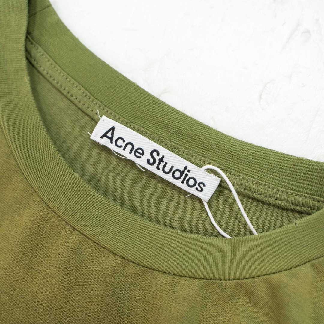 short sleeves