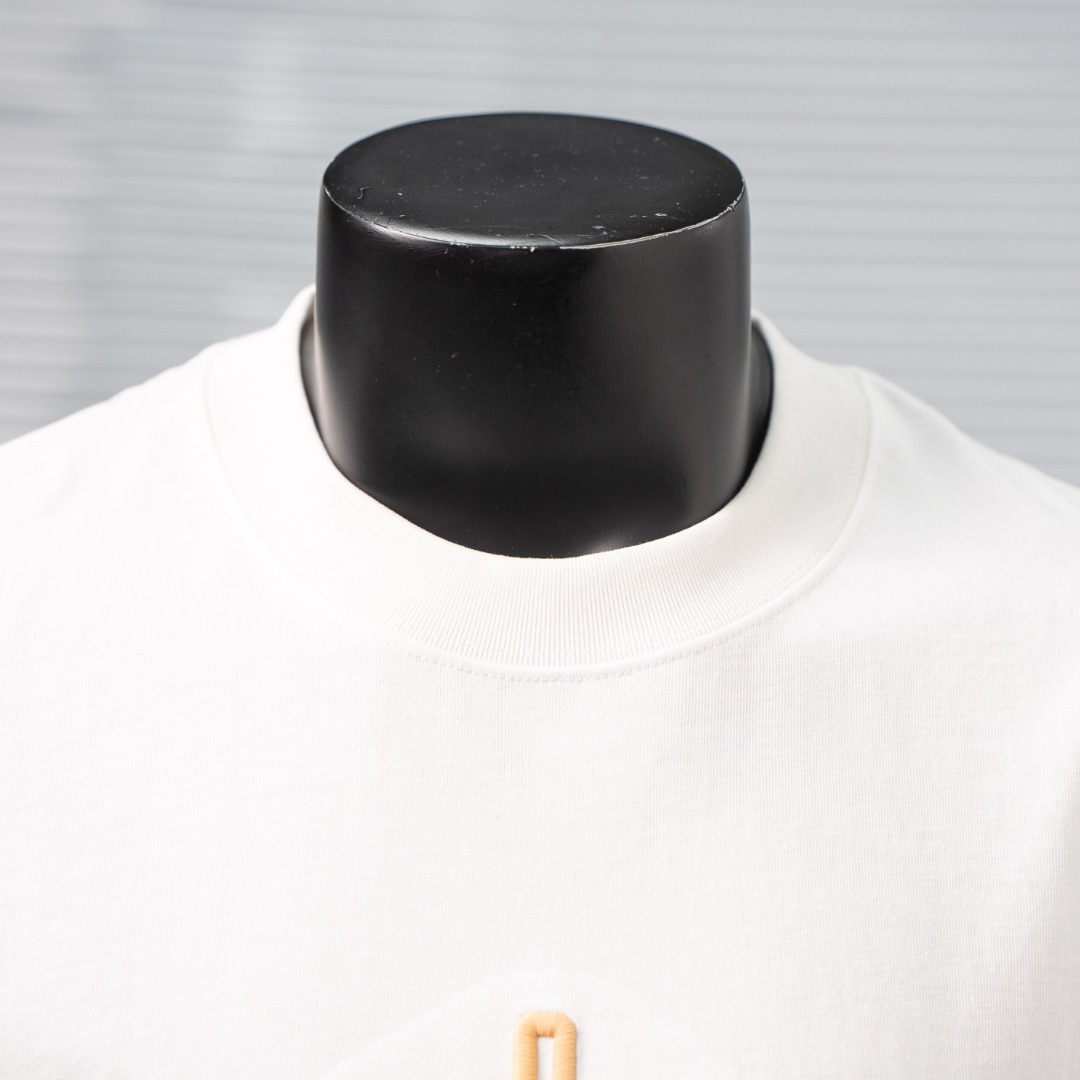 short sleeves